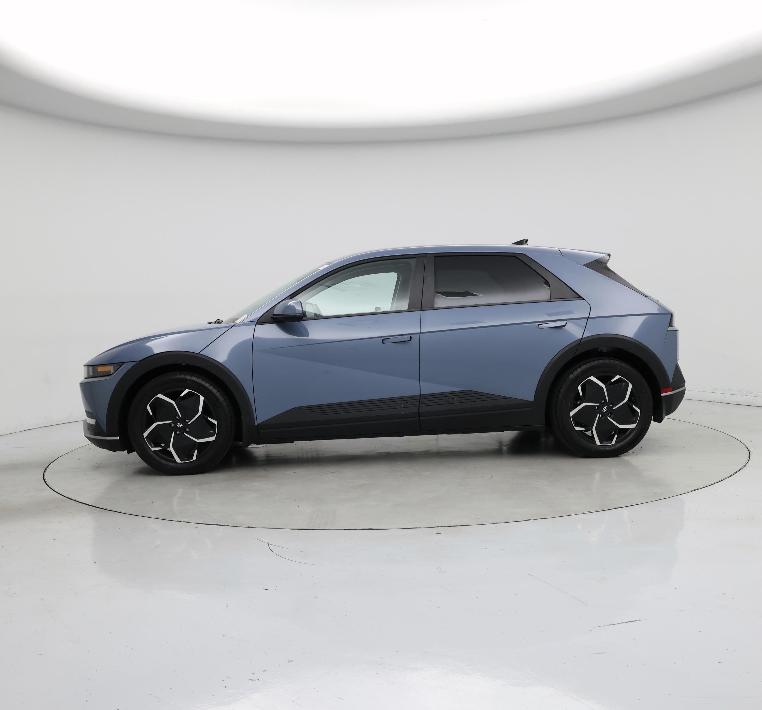 Thumbnail: 2024 Hyundai Ioniq 5 - 3