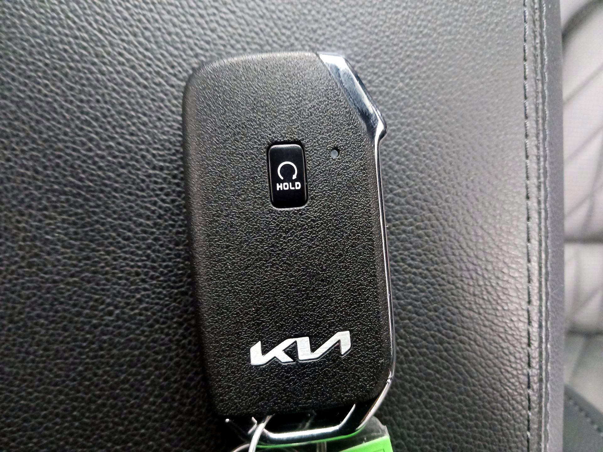 Thumbnail: 2024 Kia Sportage - 18