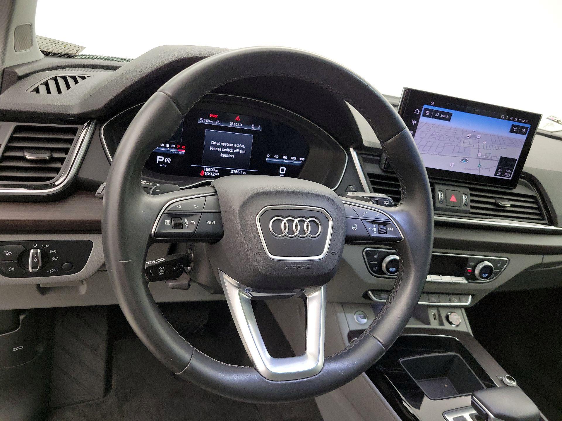 Thumbnail: 2023 Audi Q5 - 10