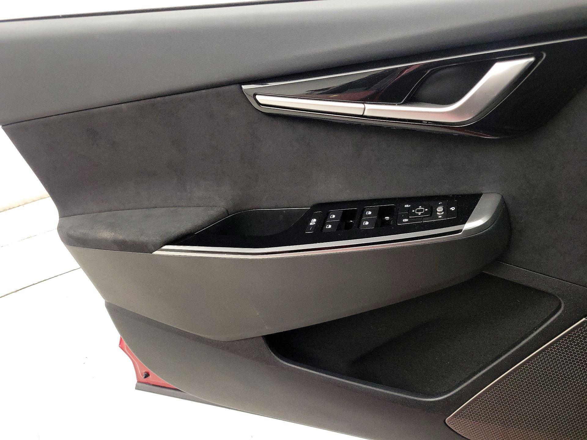 Thumbnail: 2023 Kia EV6 - 12