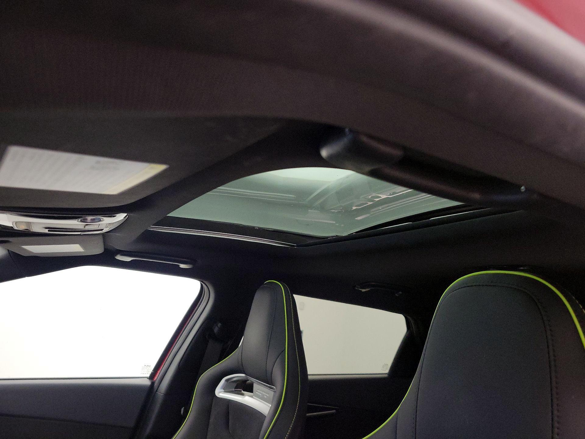 Thumbnail: 2023 Kia EV6 - 19
