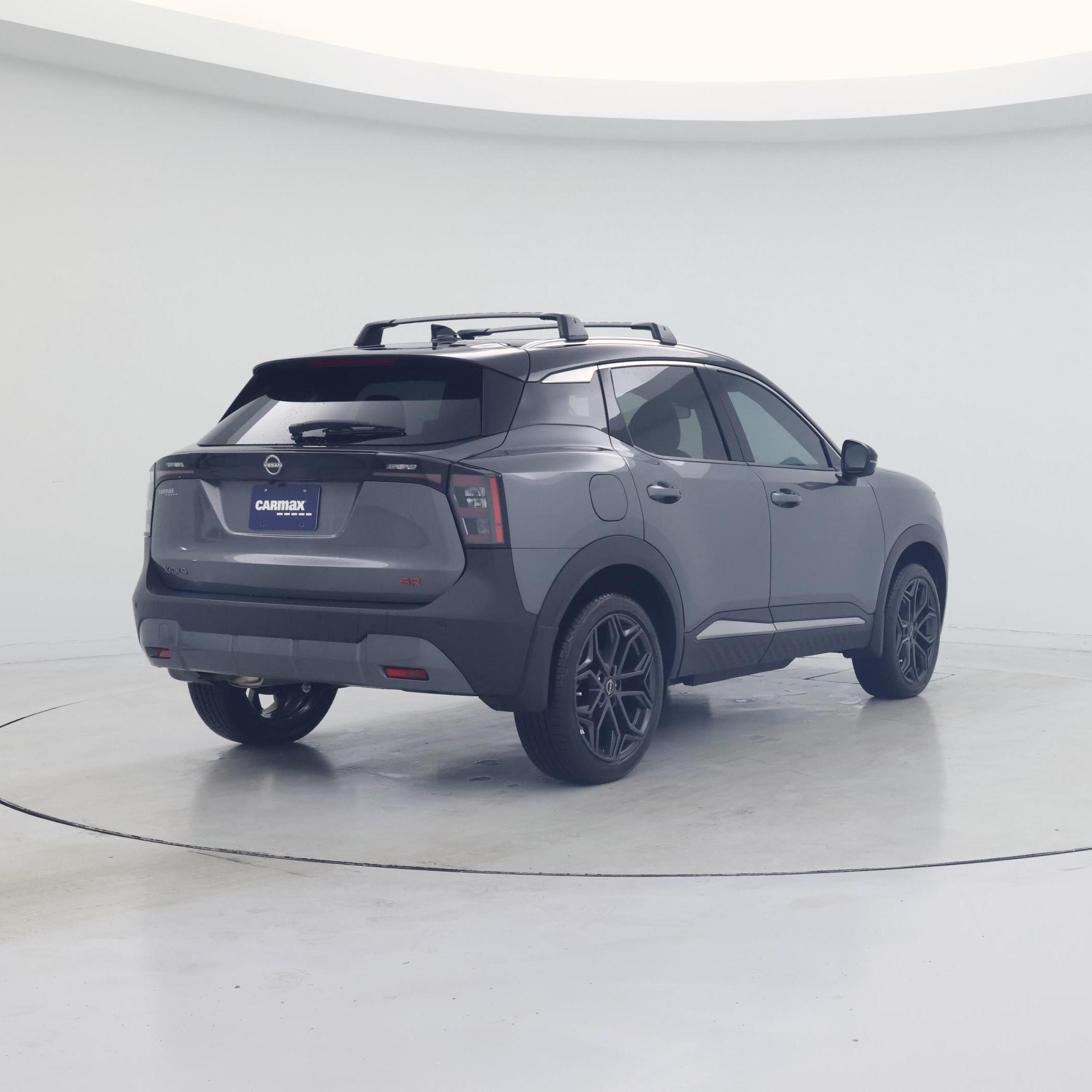 Thumbnail: 2025 Nissan Kicks - 8