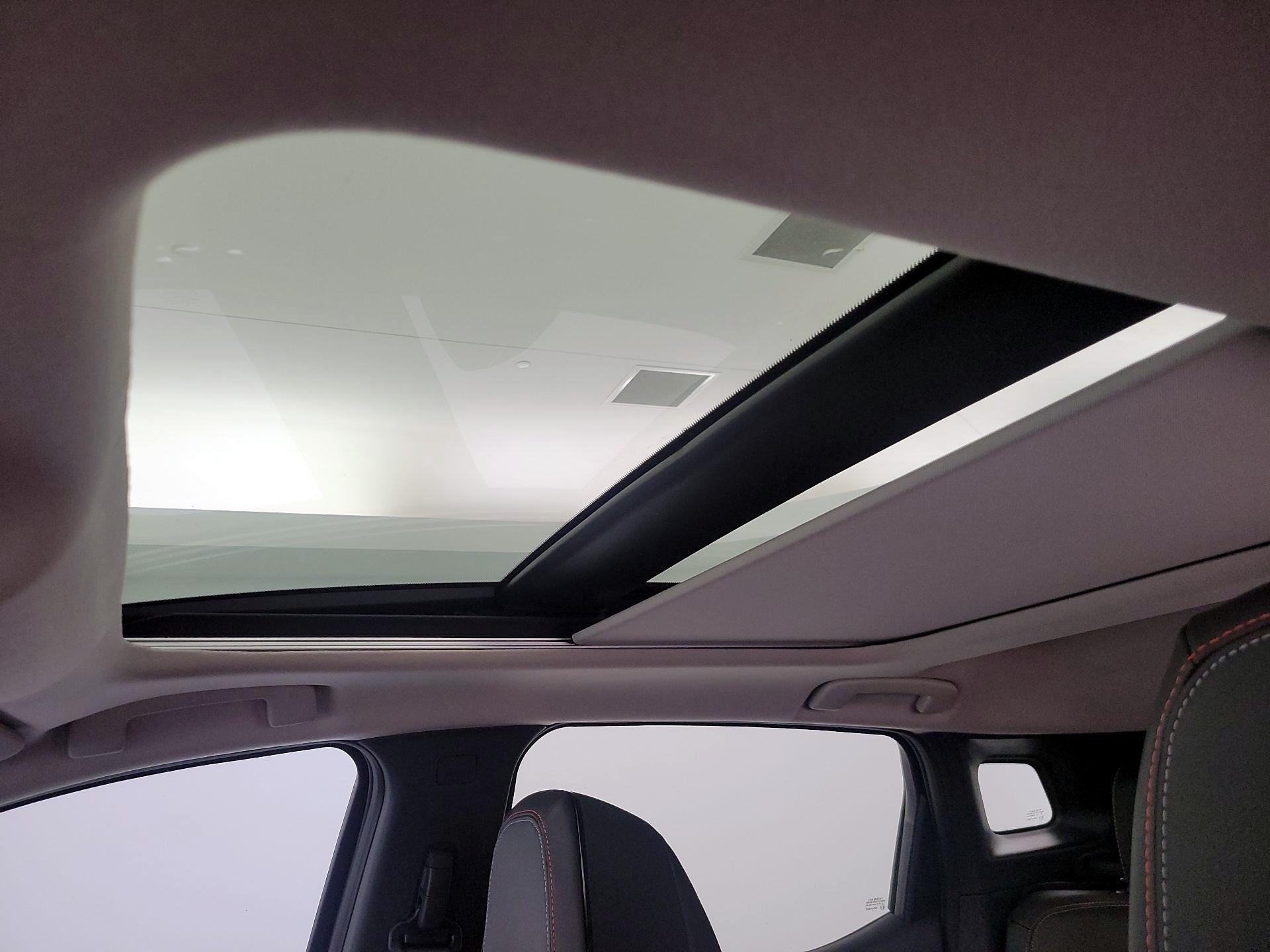 Thumbnail: 2025 Nissan Kicks - 19