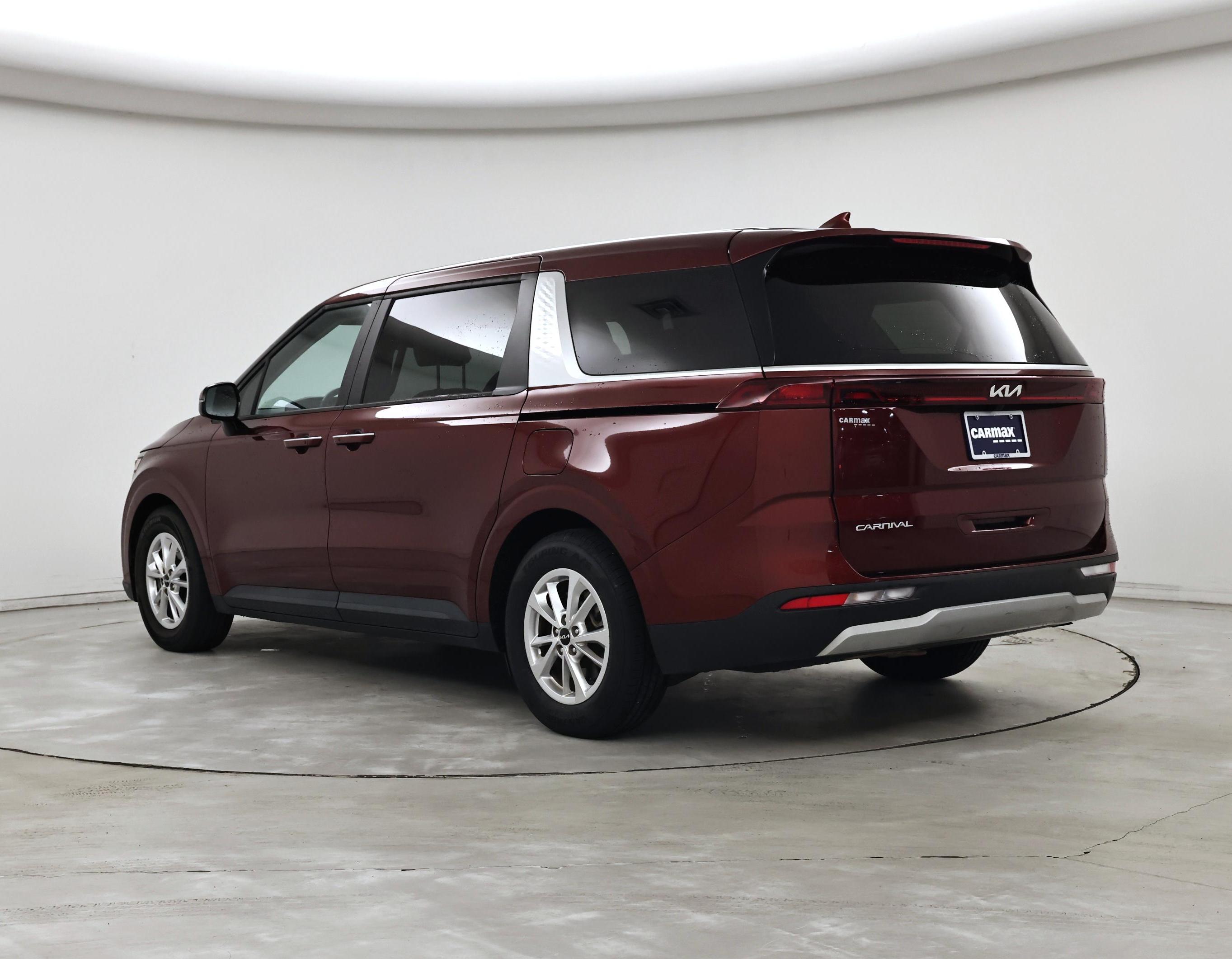 Thumbnail: 2023 Kia Carnival - 2