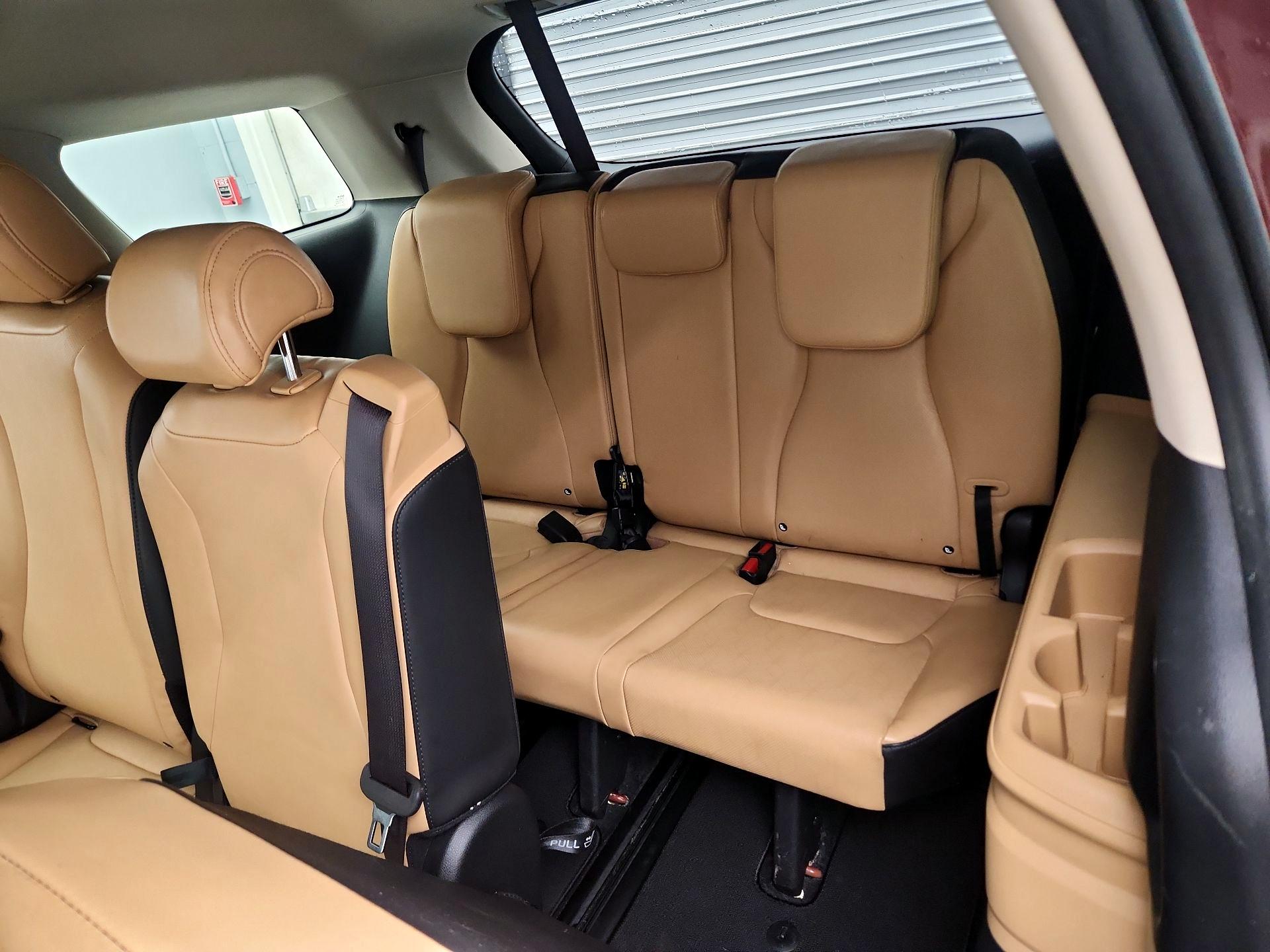 Thumbnail: 2023 Kia Carnival - 20