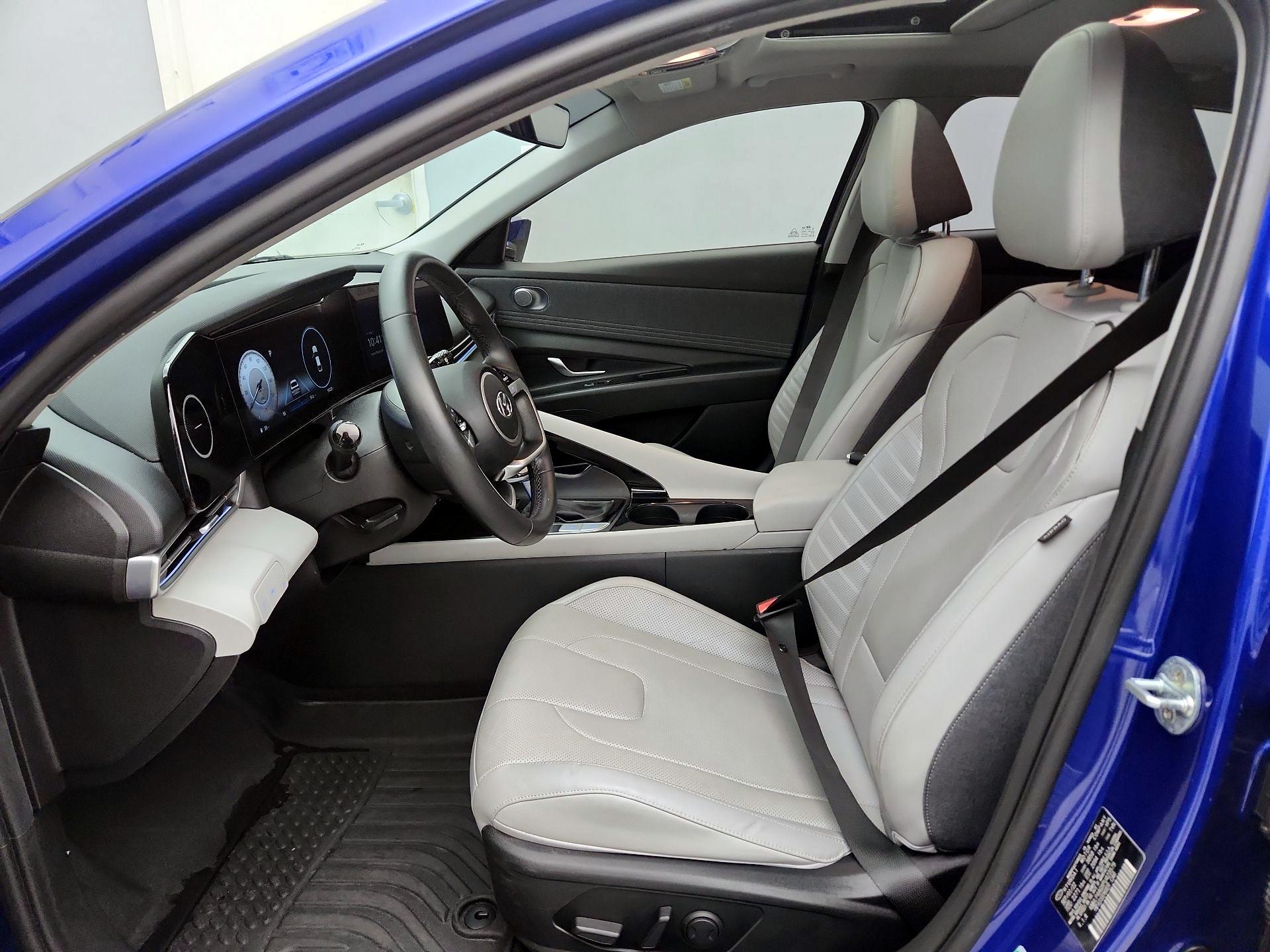Thumbnail: 2023 Hyundai Elantra - 11