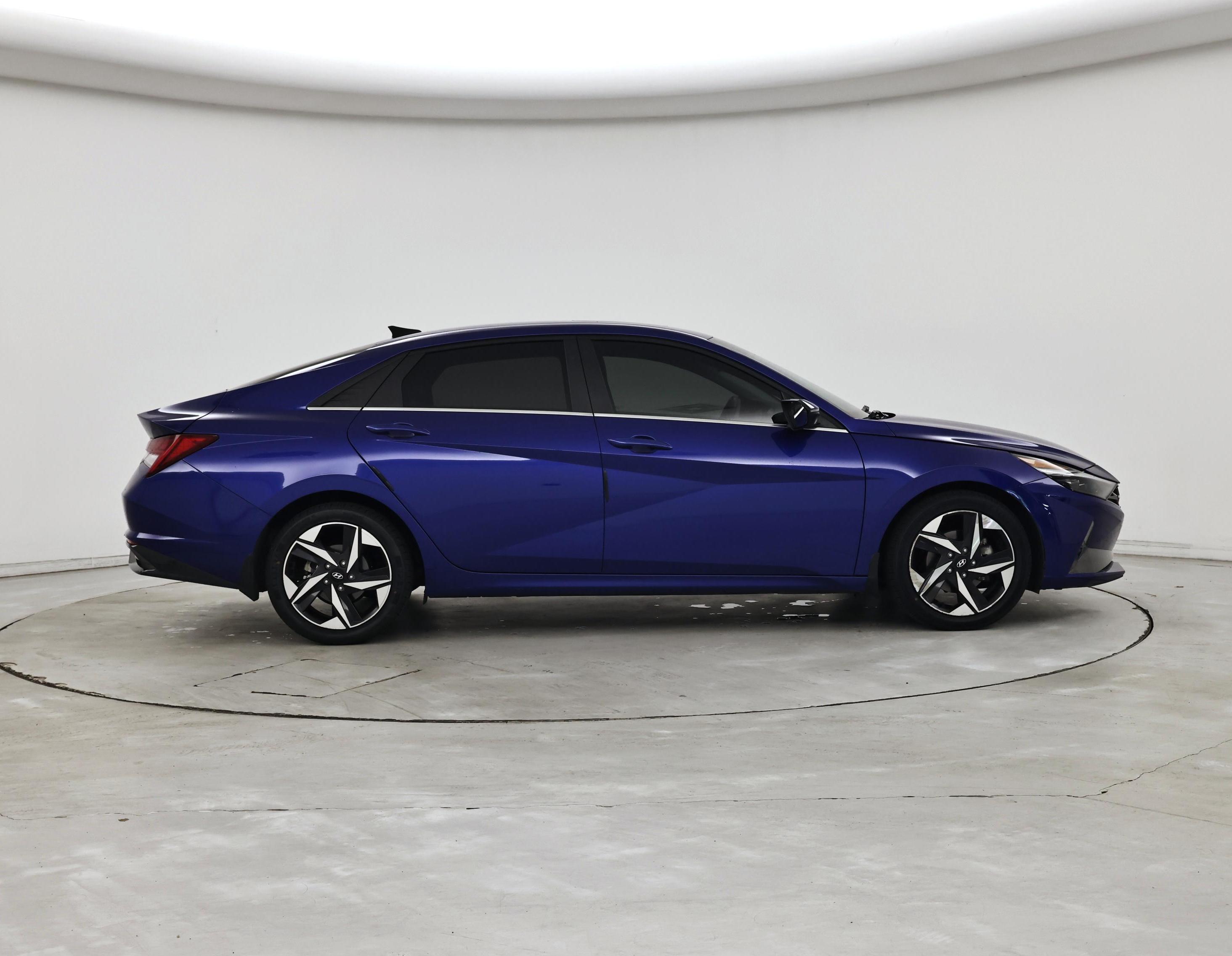 Thumbnail: 2023 Hyundai Elantra - 7