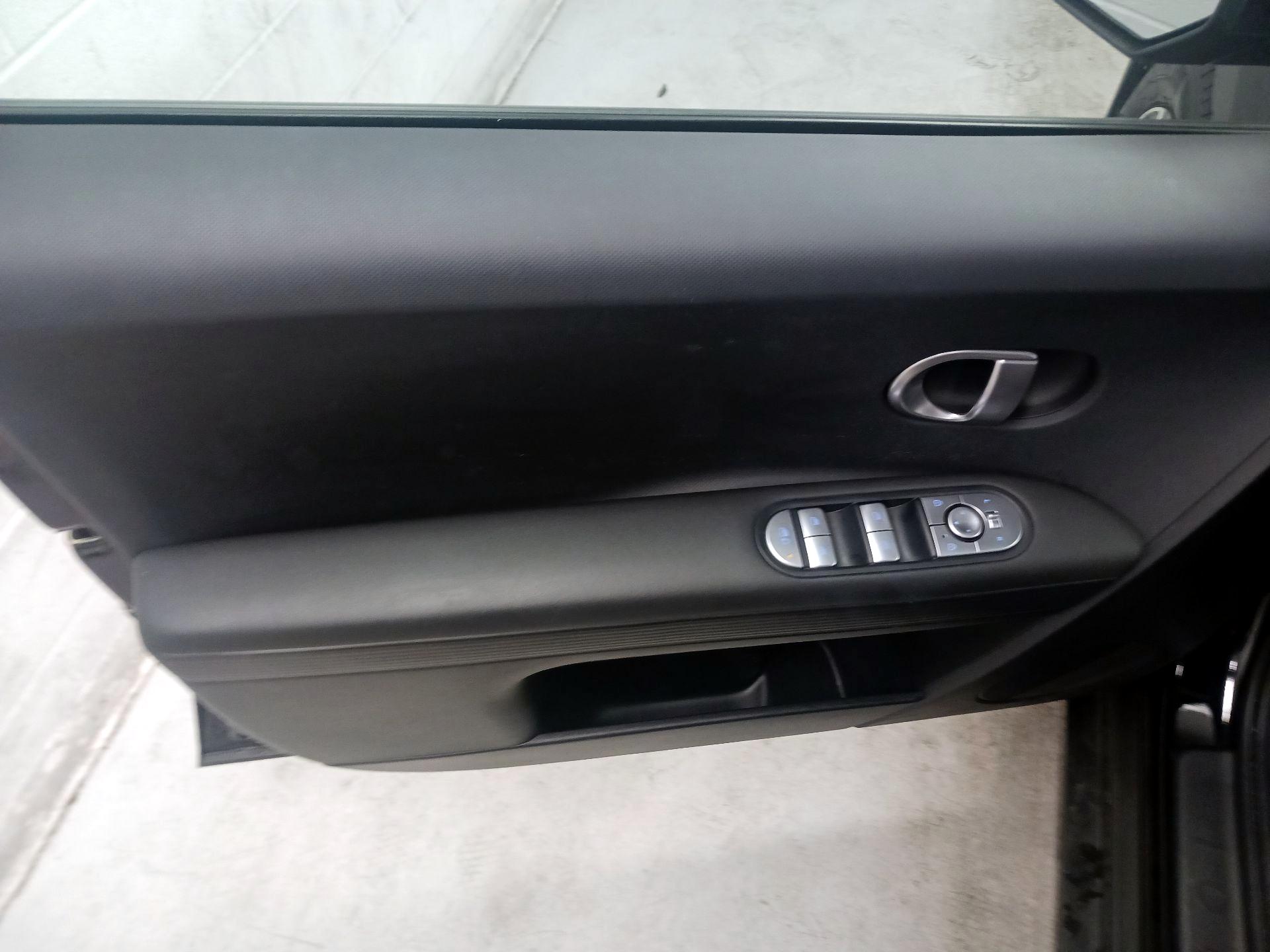 Thumbnail: 2024 Hyundai Ioniq 5 - 12
