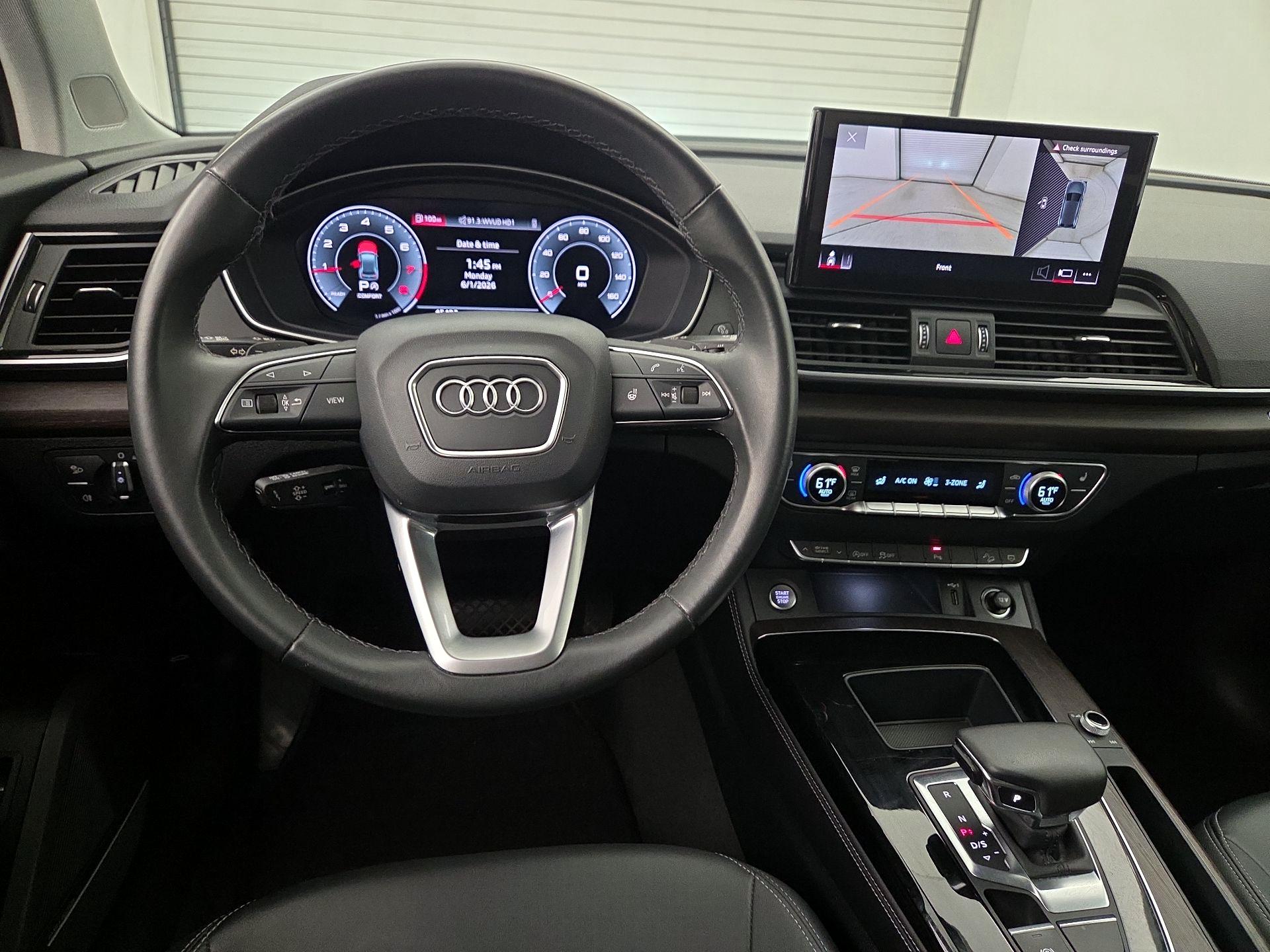 Thumbnail: 2023 Audi Q5 - 10