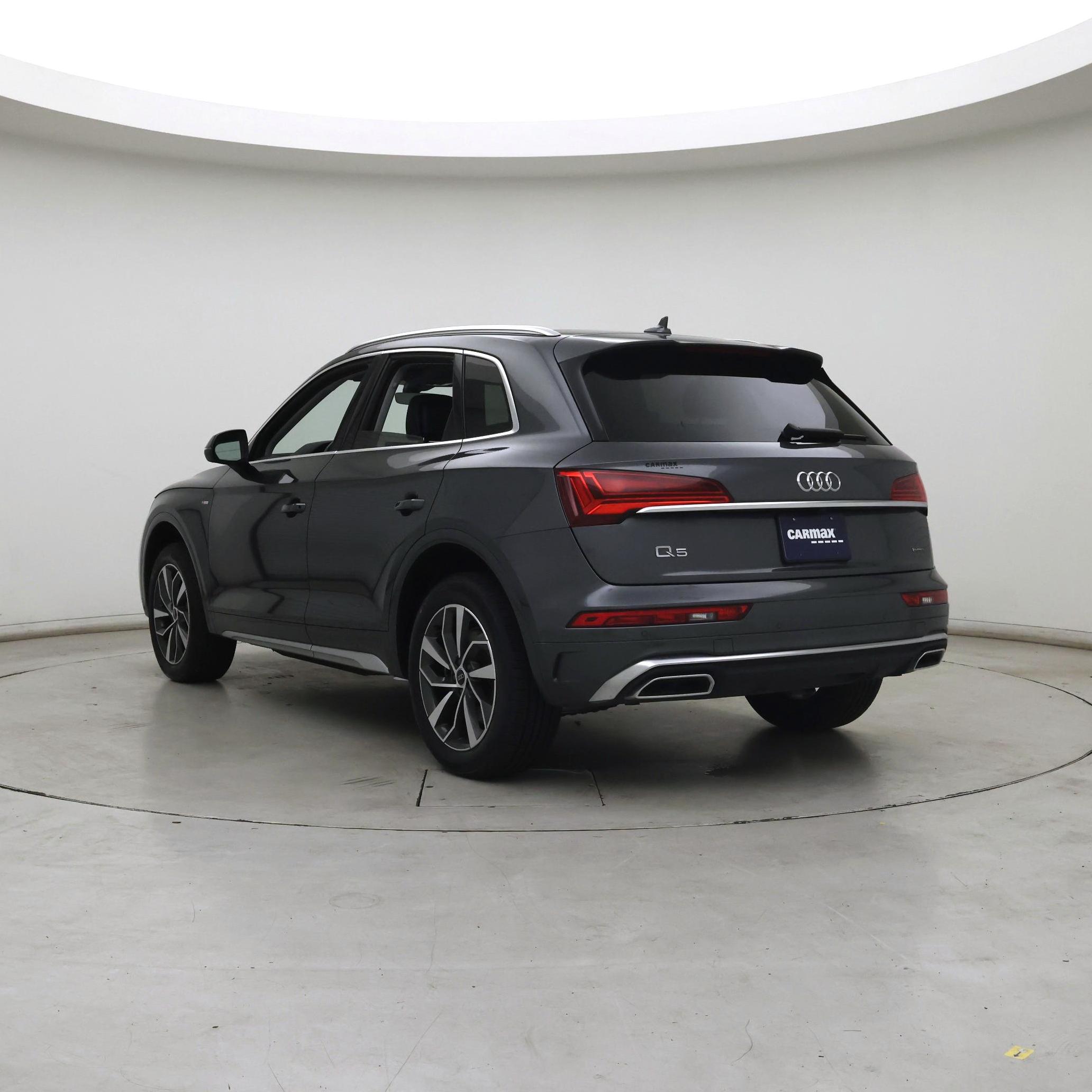 Thumbnail: 2023 Audi Q5 - 2