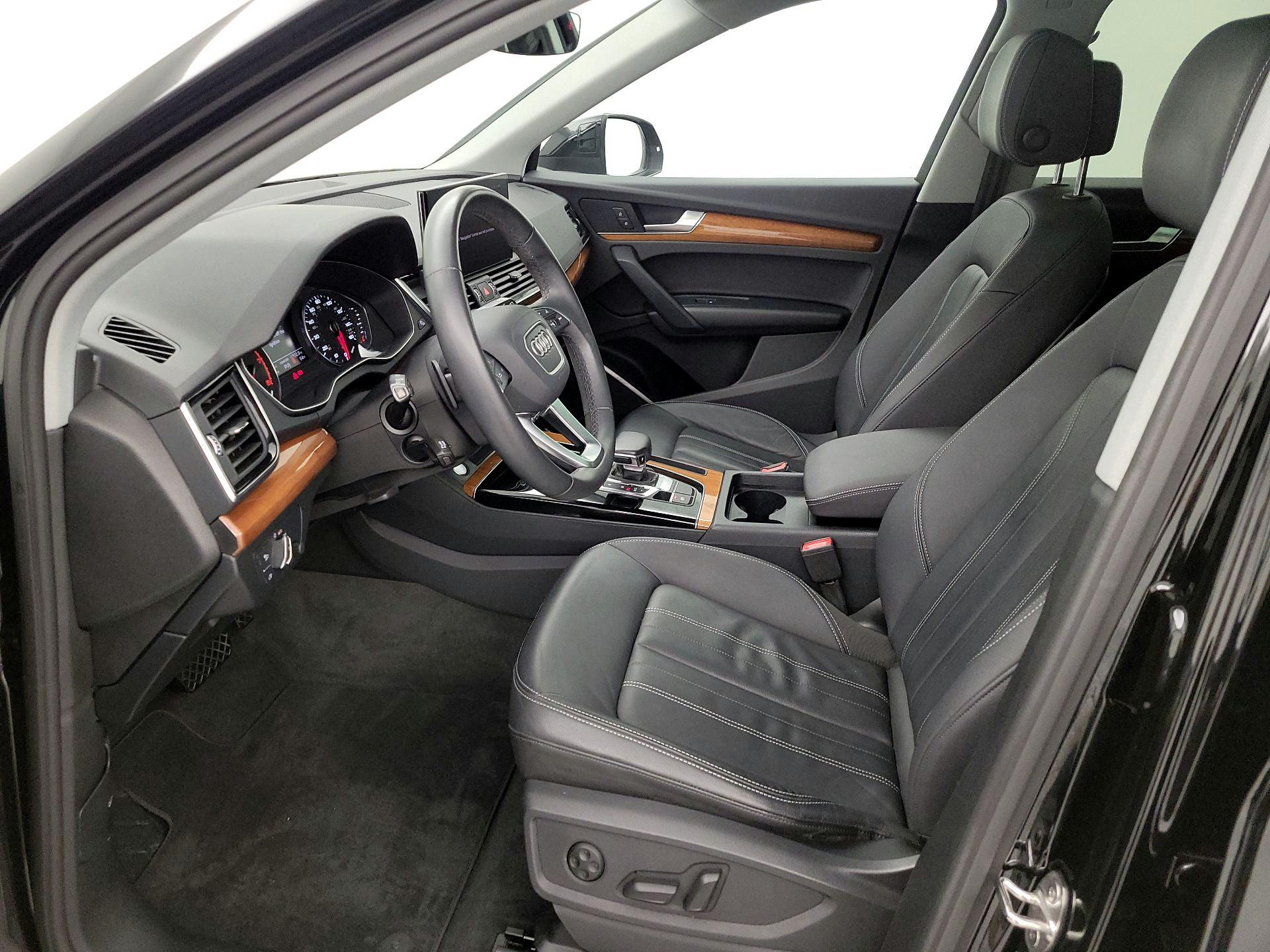 Thumbnail: 2023 Audi Q5 - 11
