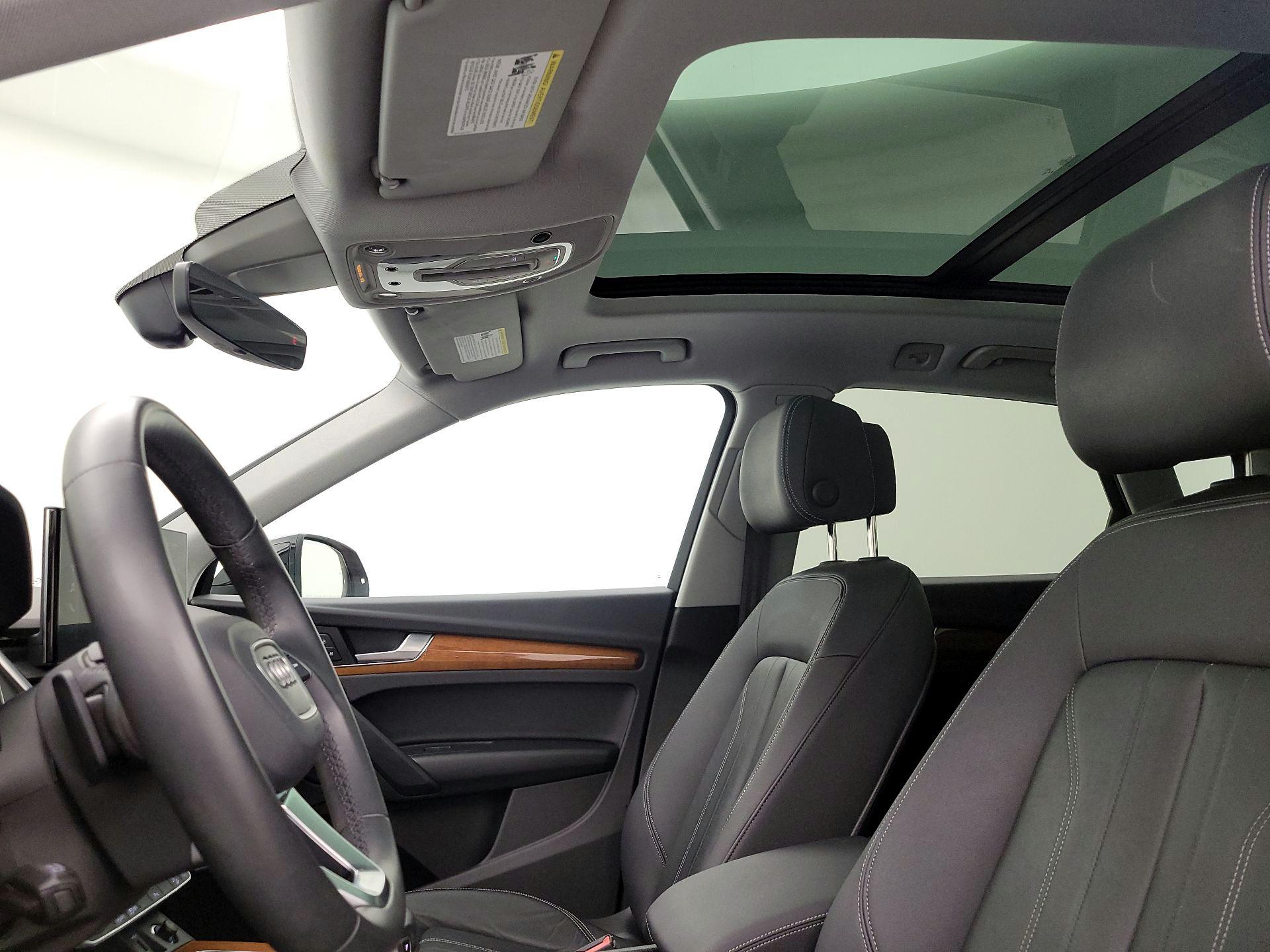 Thumbnail: 2023 Audi Q5 - 19
