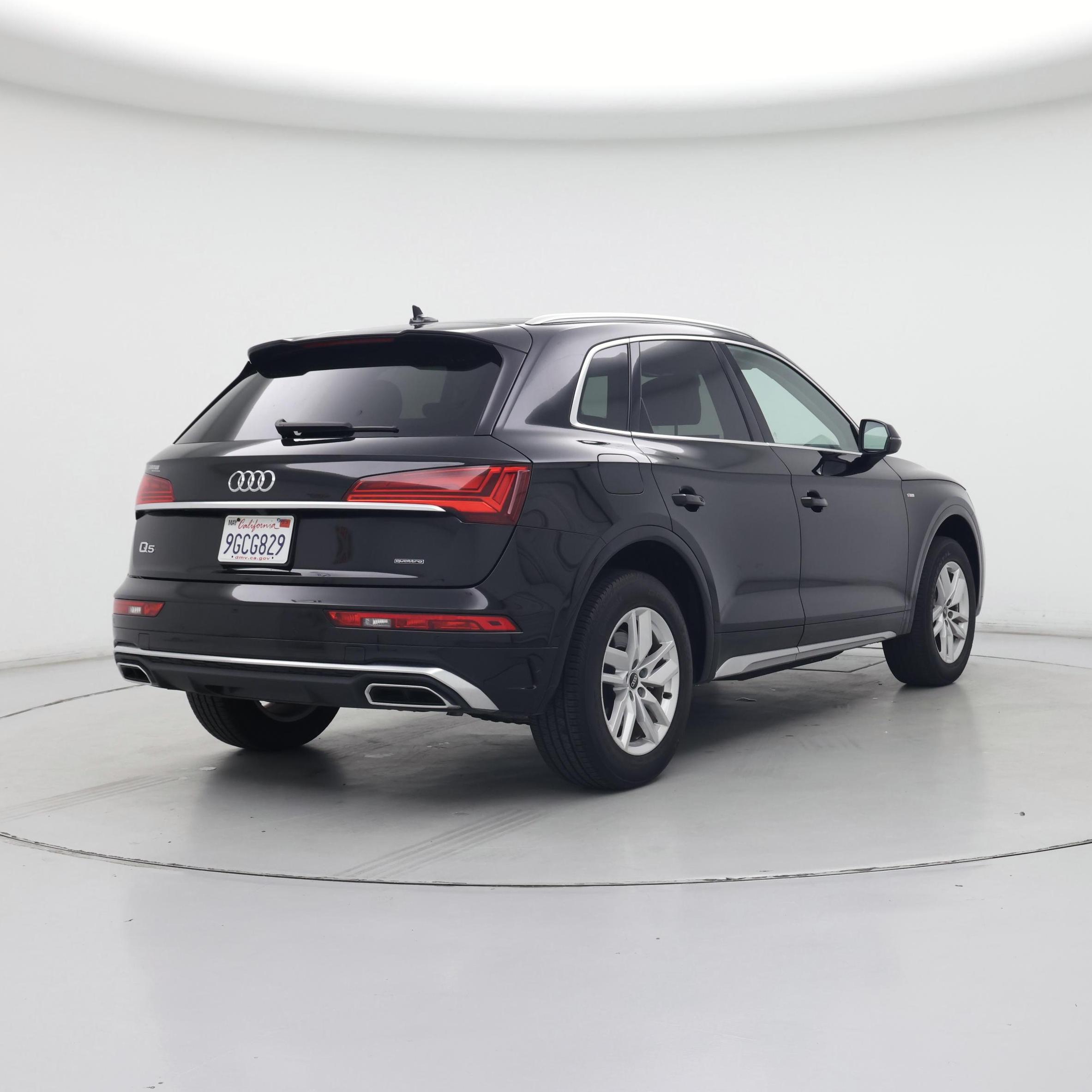 Thumbnail: 2023 Audi Q5 - 8