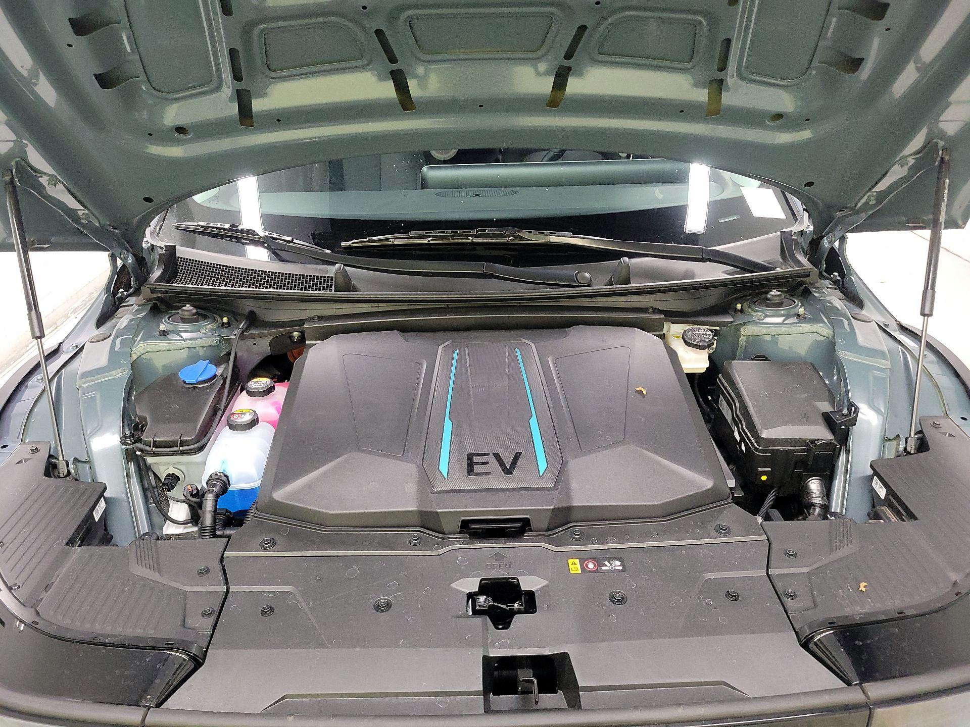 Thumbnail: 2024 Hyundai Ioniq 5 - 17