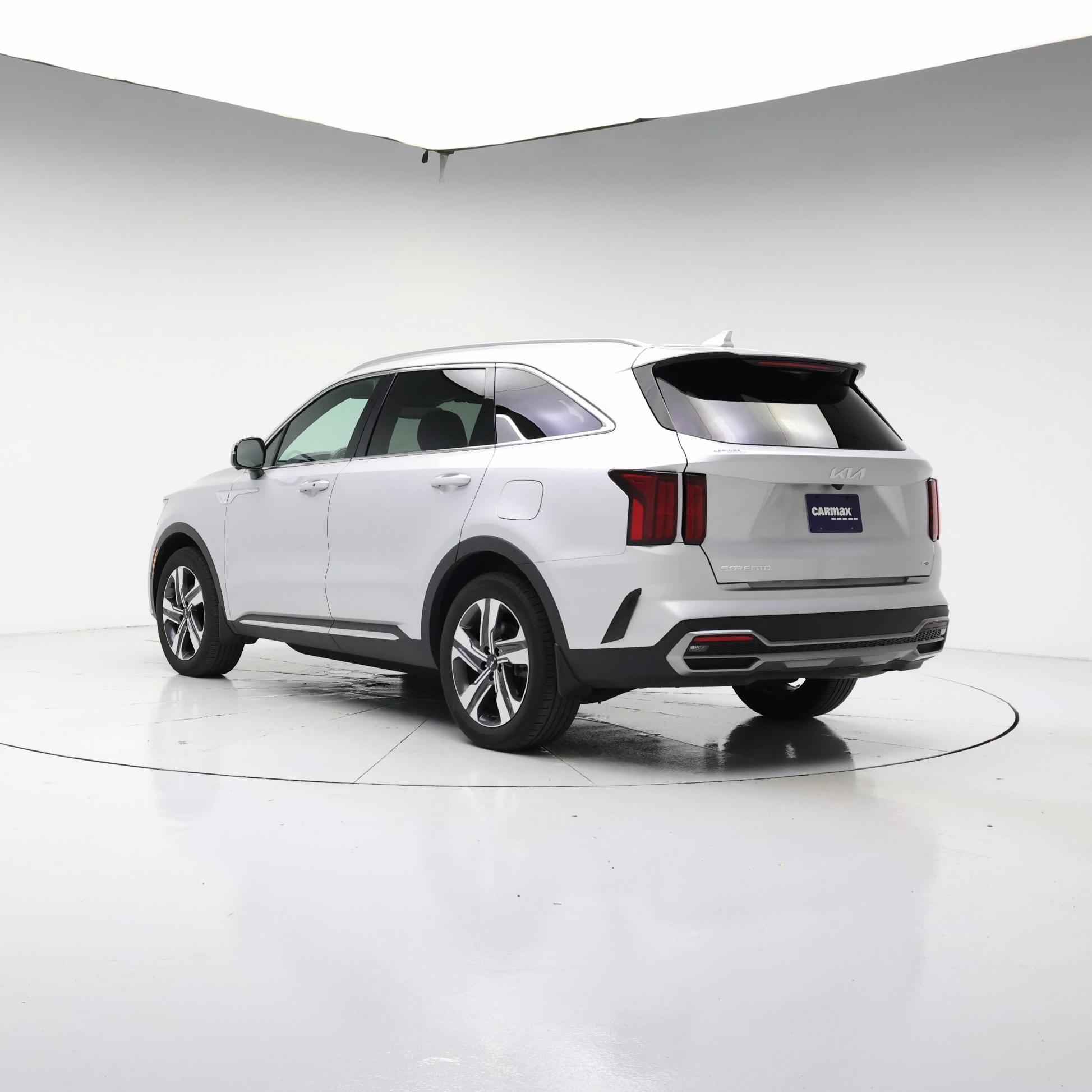 Thumbnail: 2023 Kia Sorento - 2