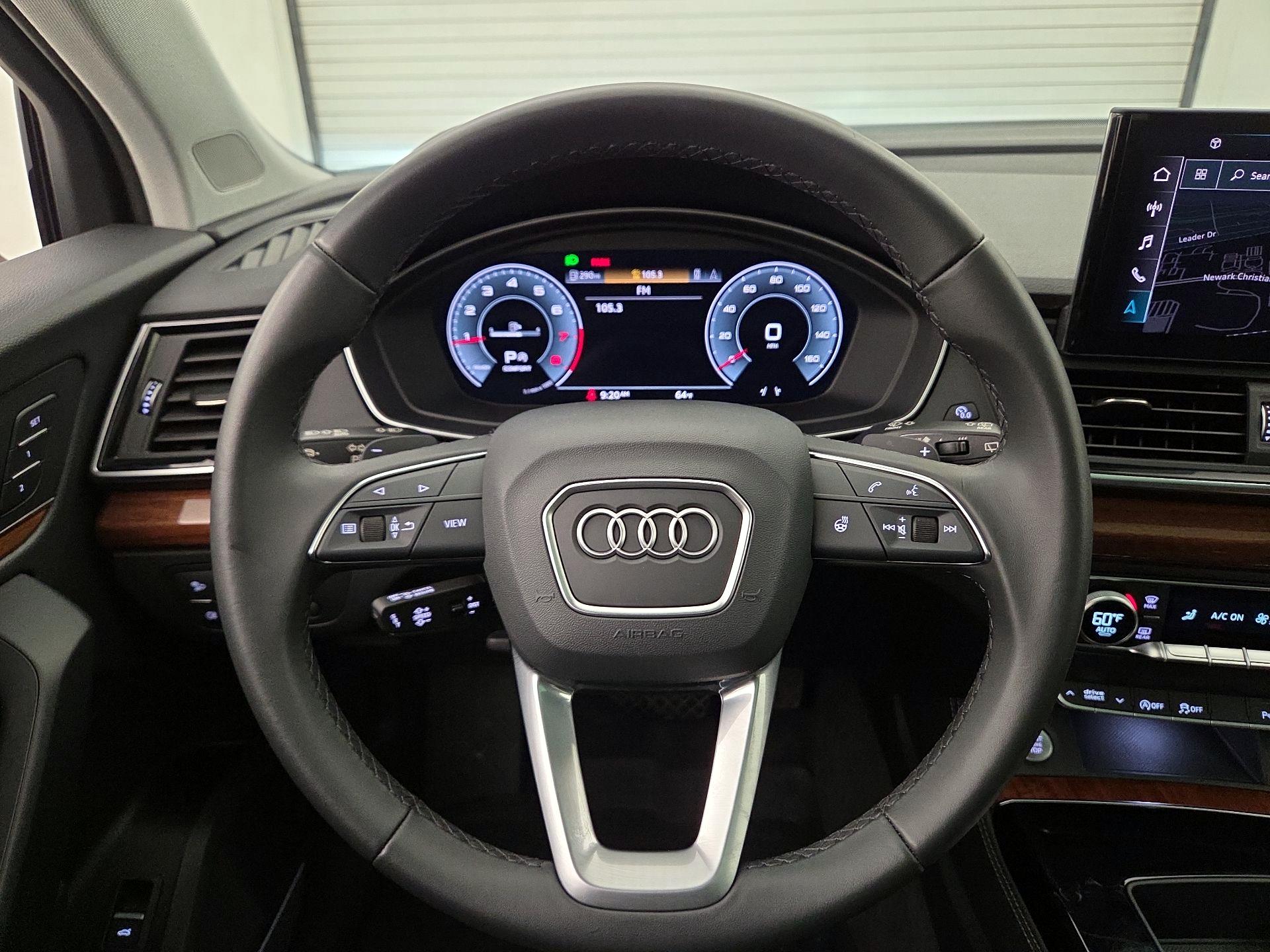 Thumbnail: 2023 Audi Q5 - 10