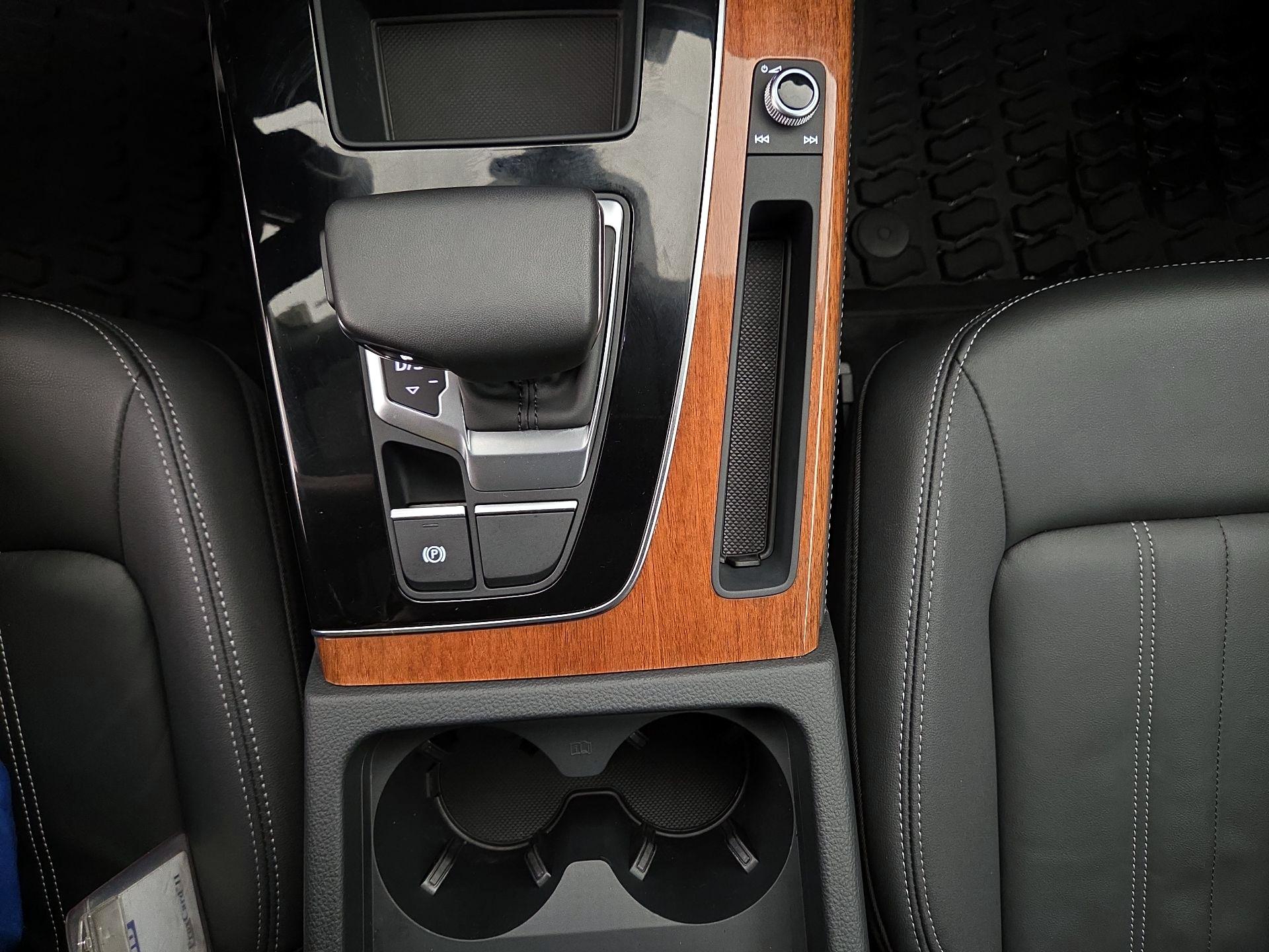 Thumbnail: 2023 Audi Q5 - 18