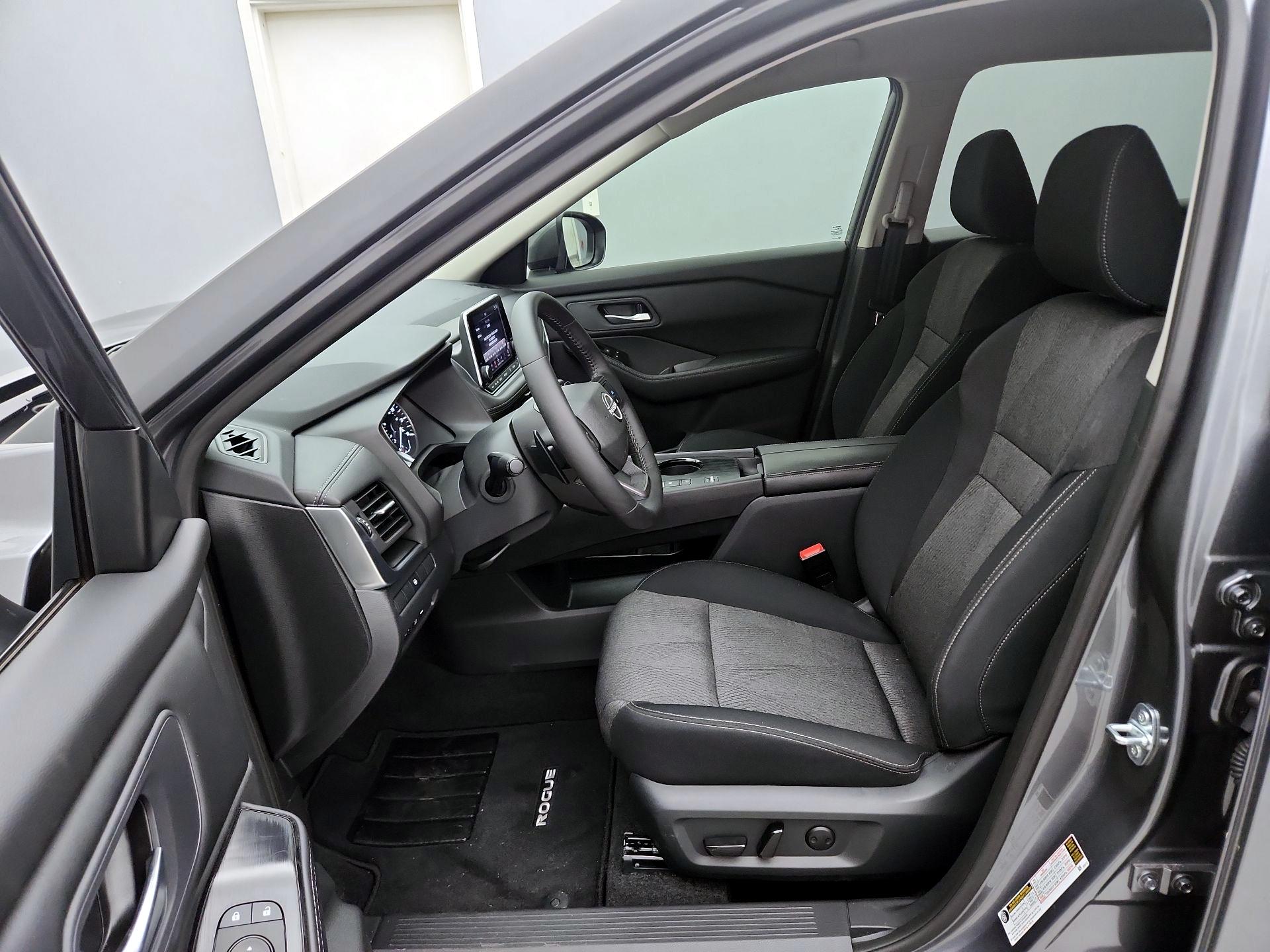 Thumbnail: 2026 Nissan Rogue - 11