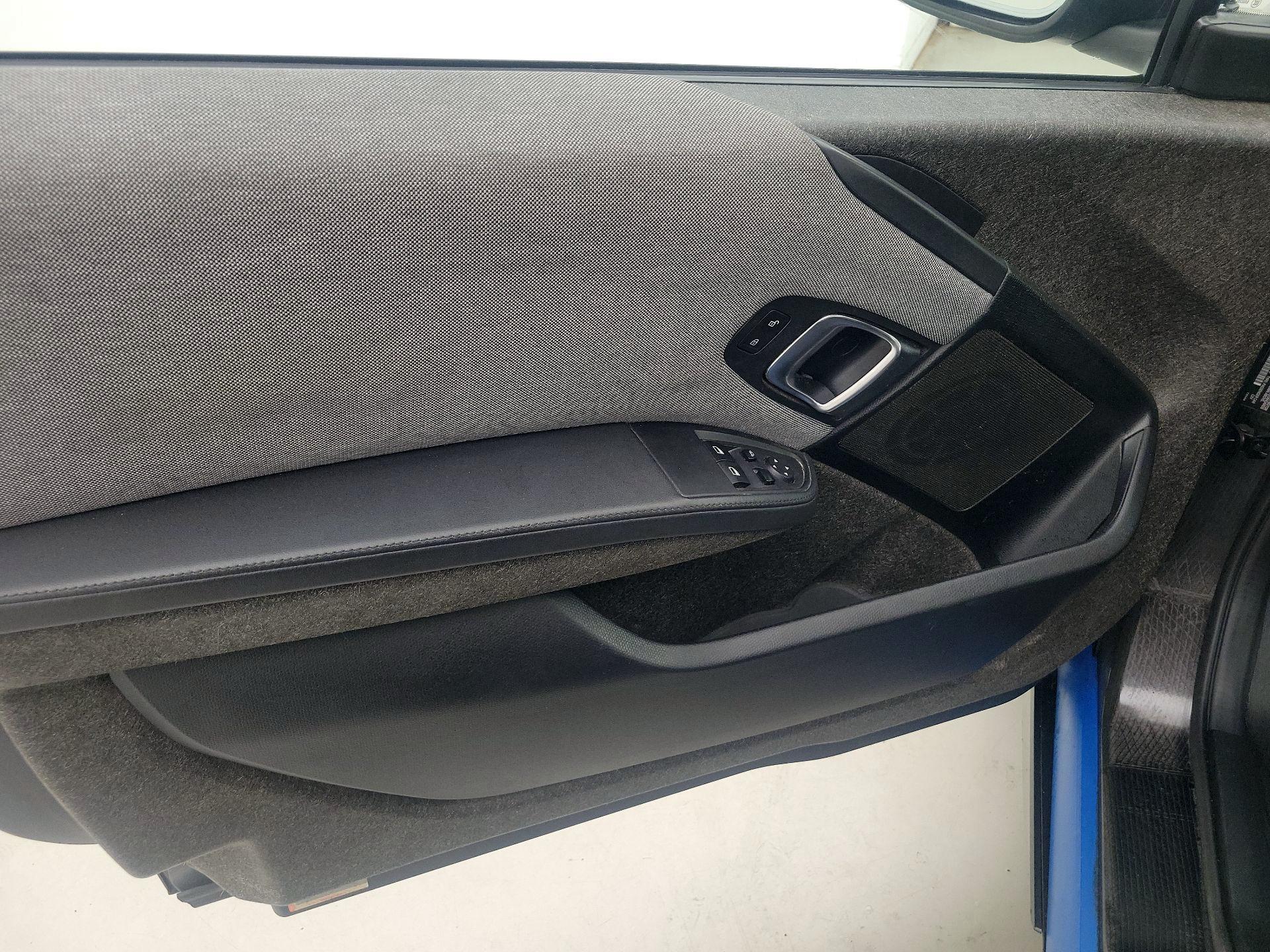 Thumbnail: 2017 BMW i3 - 12