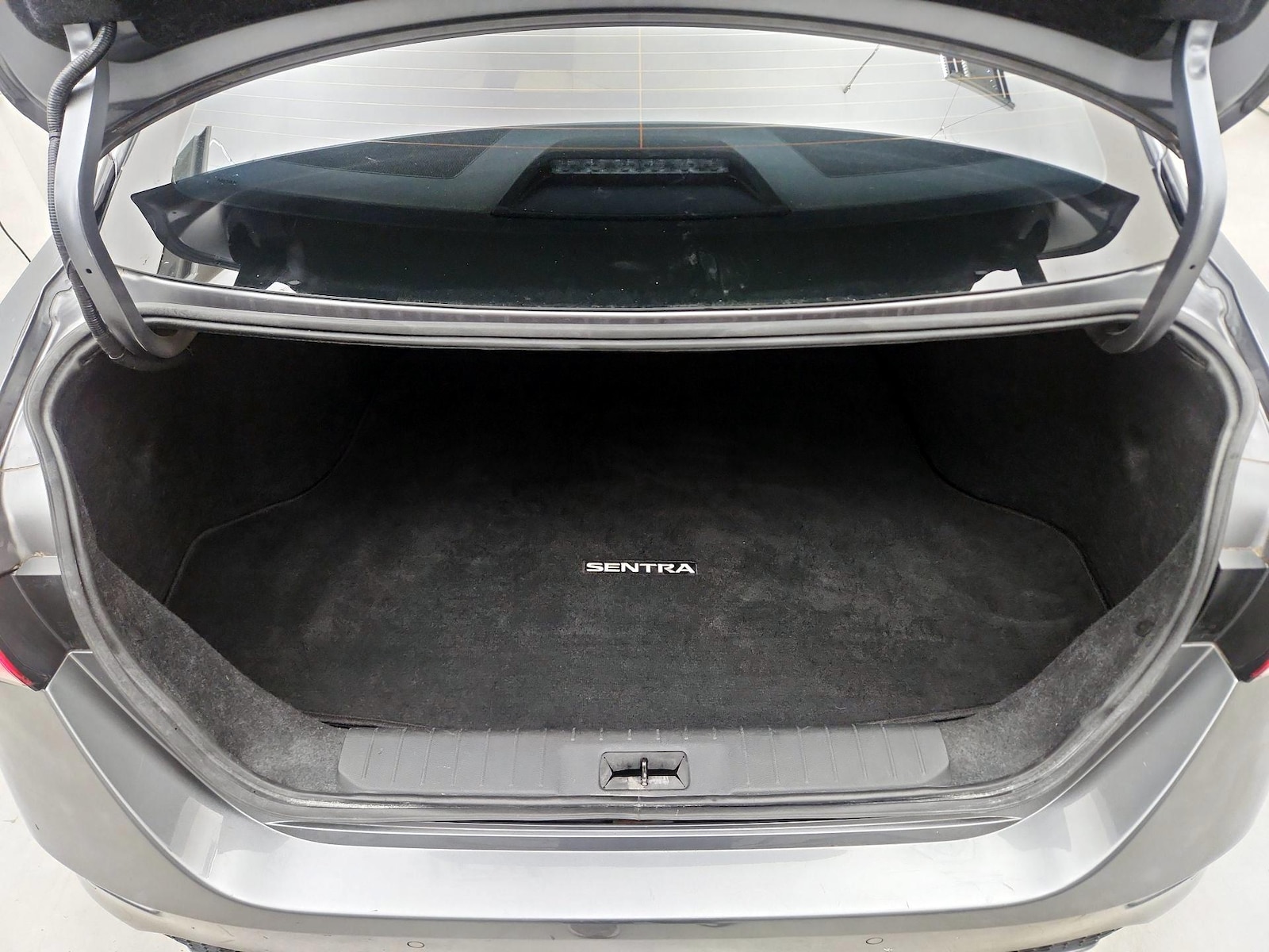 2022 Nissan Sentra SV - Photo 22