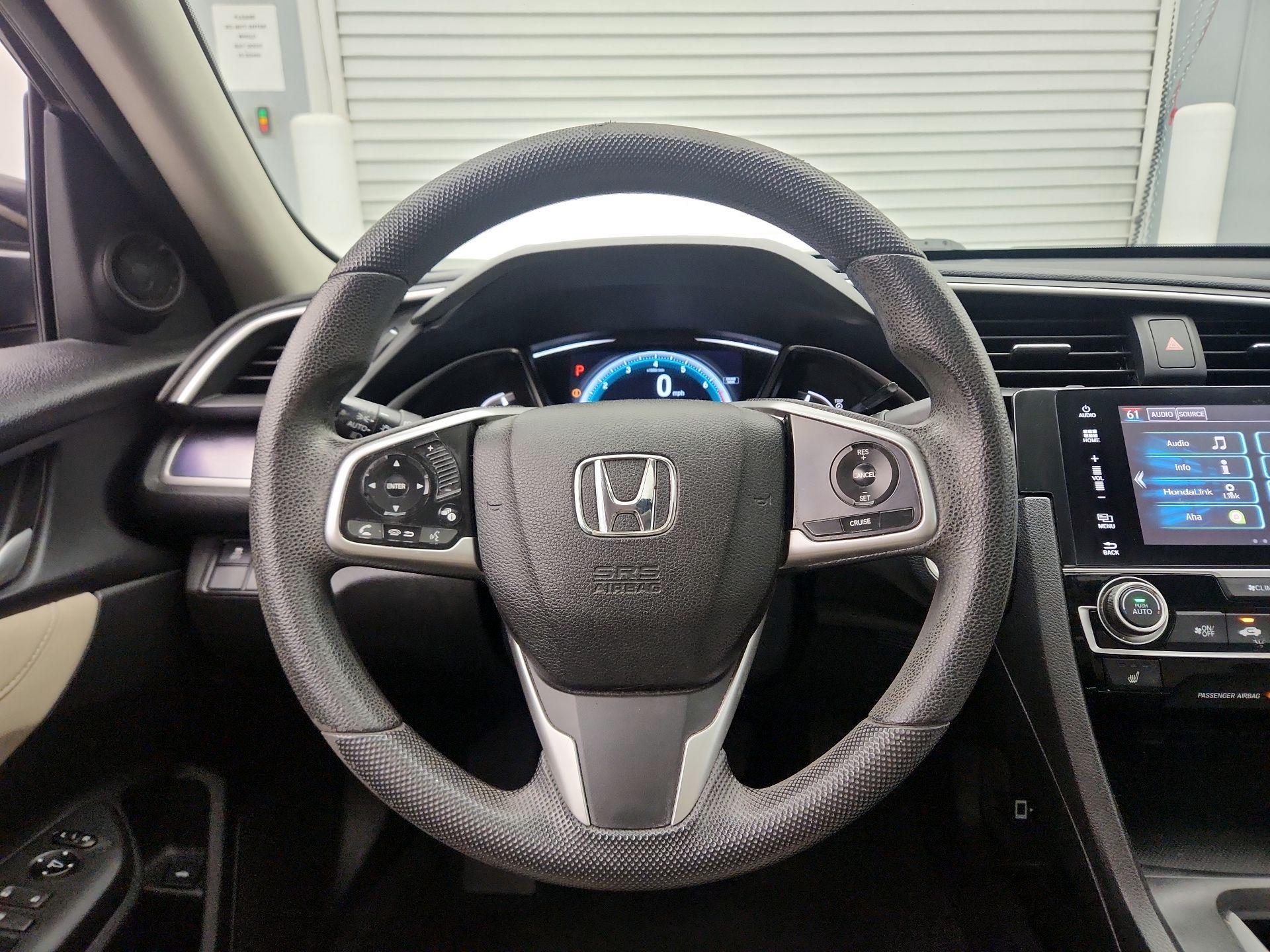 Thumbnail: 2016 Honda Civic - 10