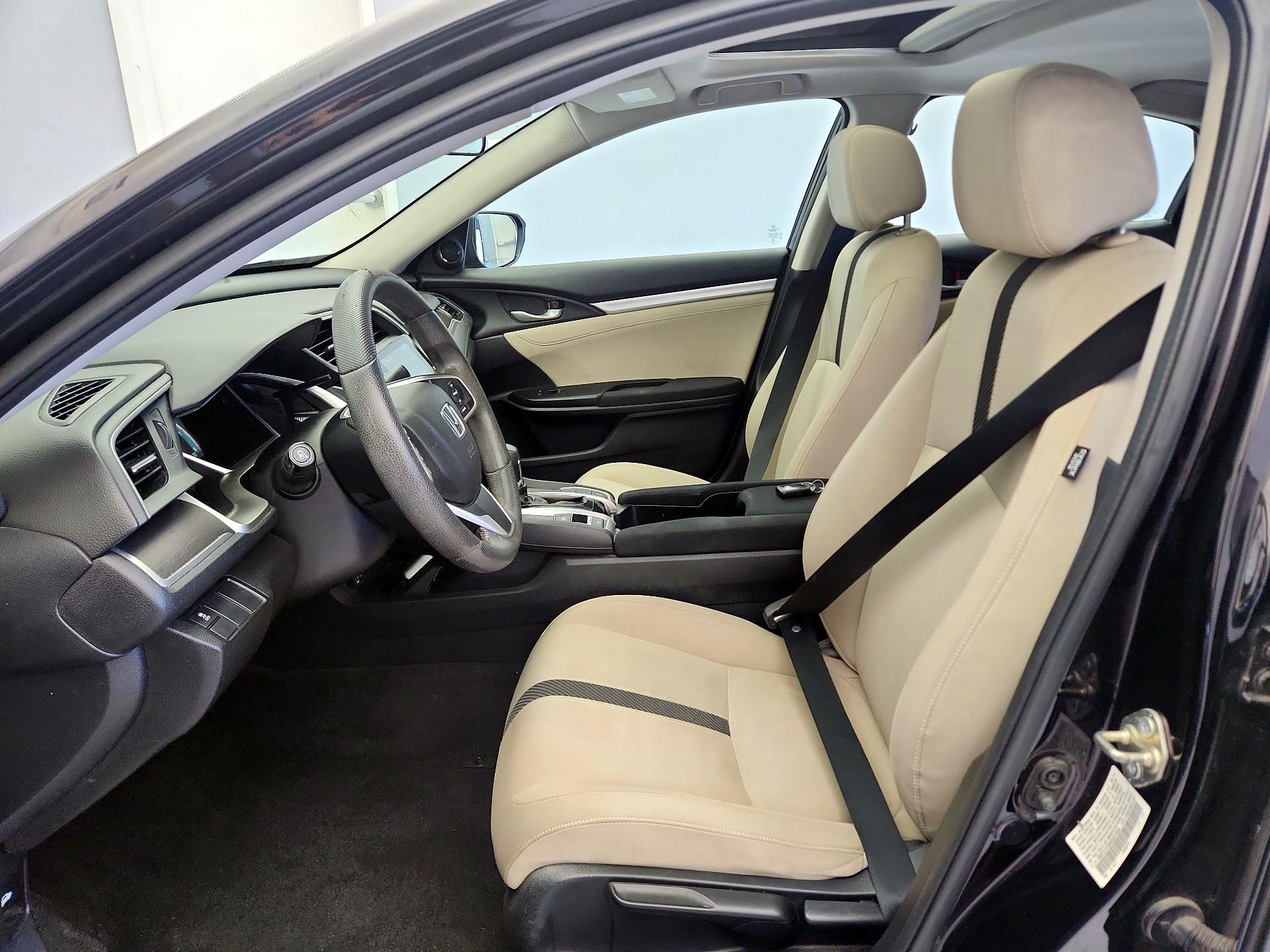 Thumbnail: 2016 Honda Civic - 11