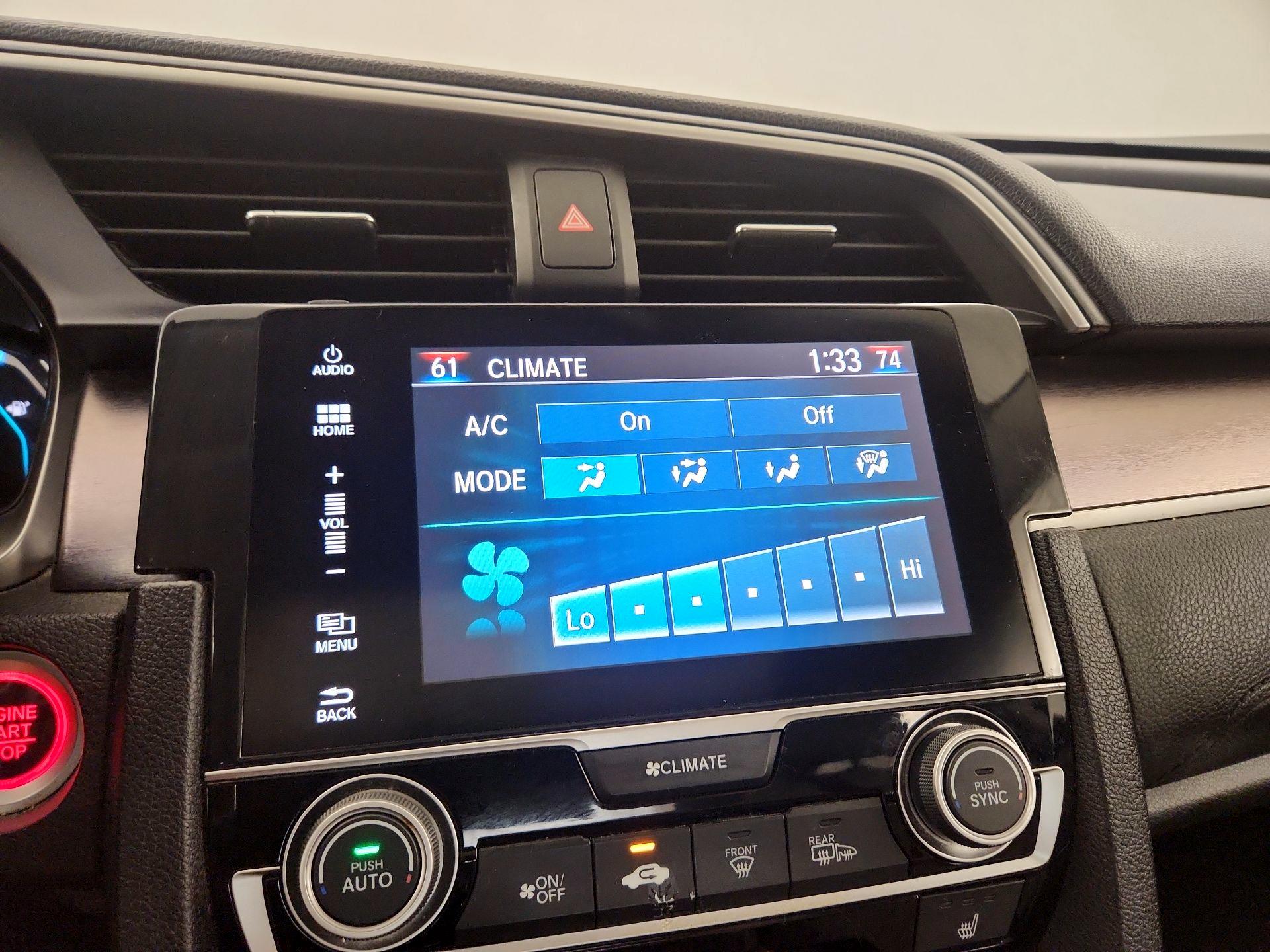 Thumbnail: 2016 Honda Civic - 16