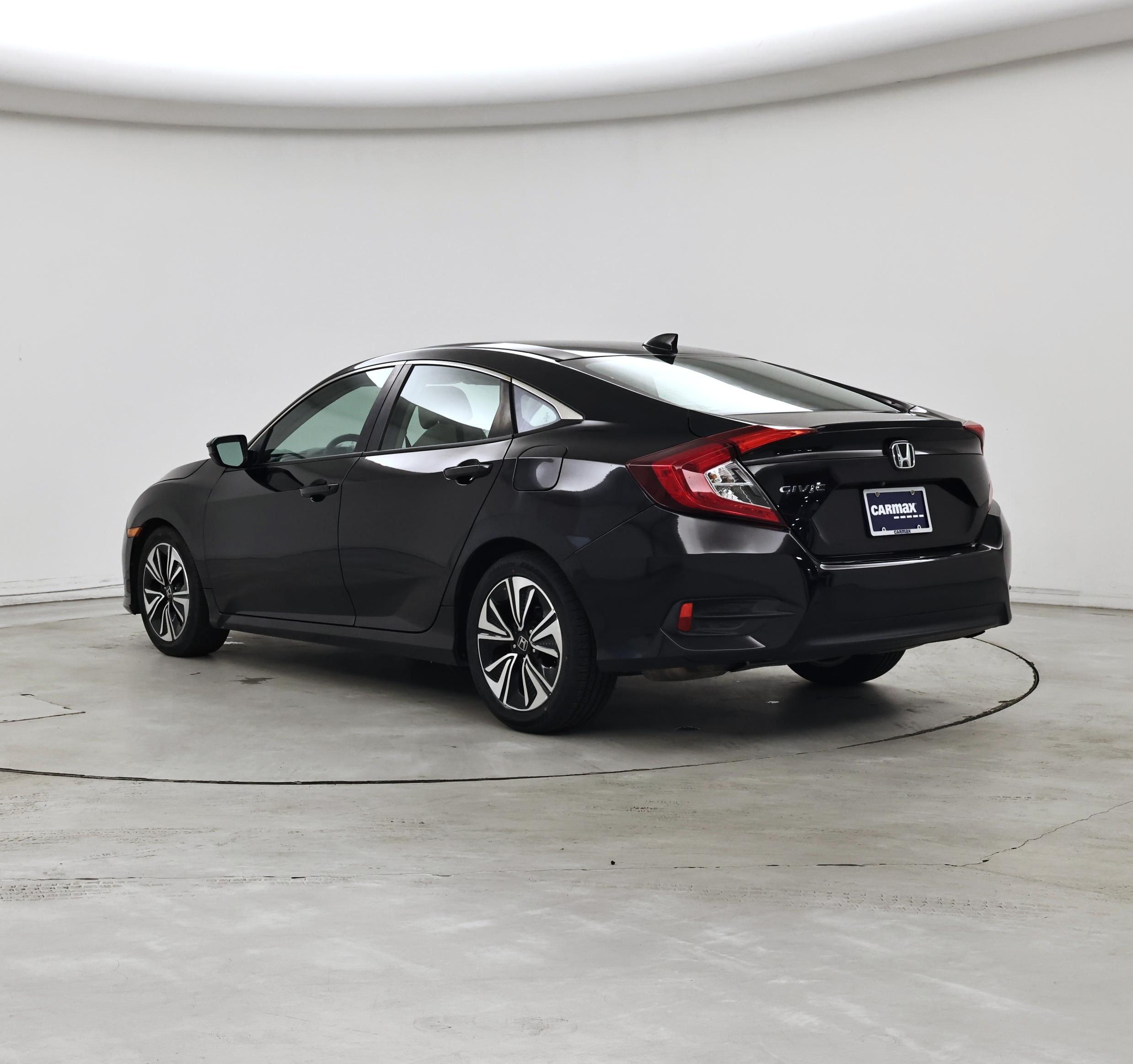 Thumbnail: 2016 Honda Civic - 2