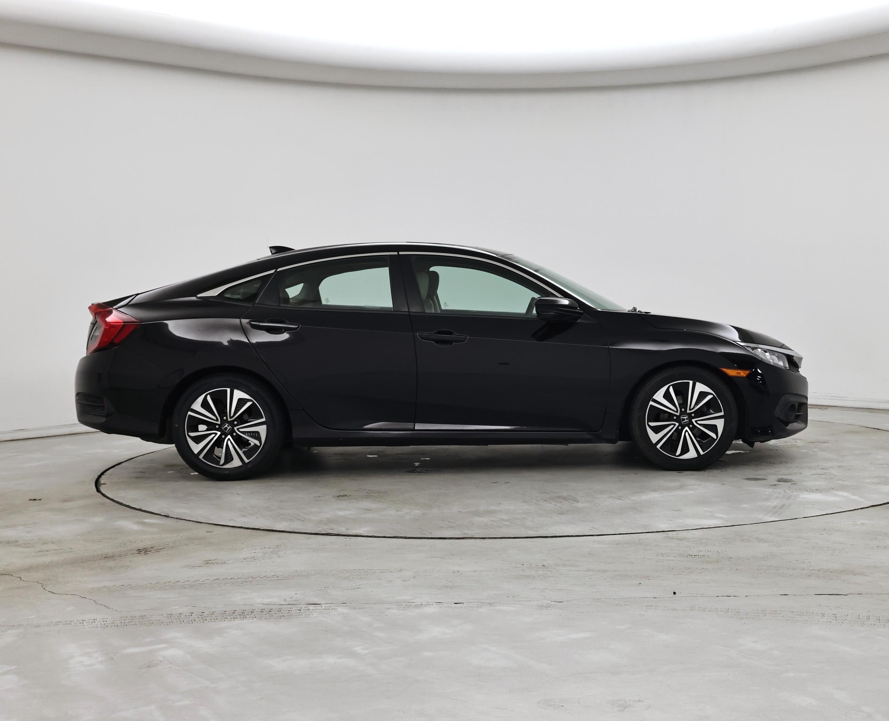 Thumbnail: 2016 Honda Civic - 7