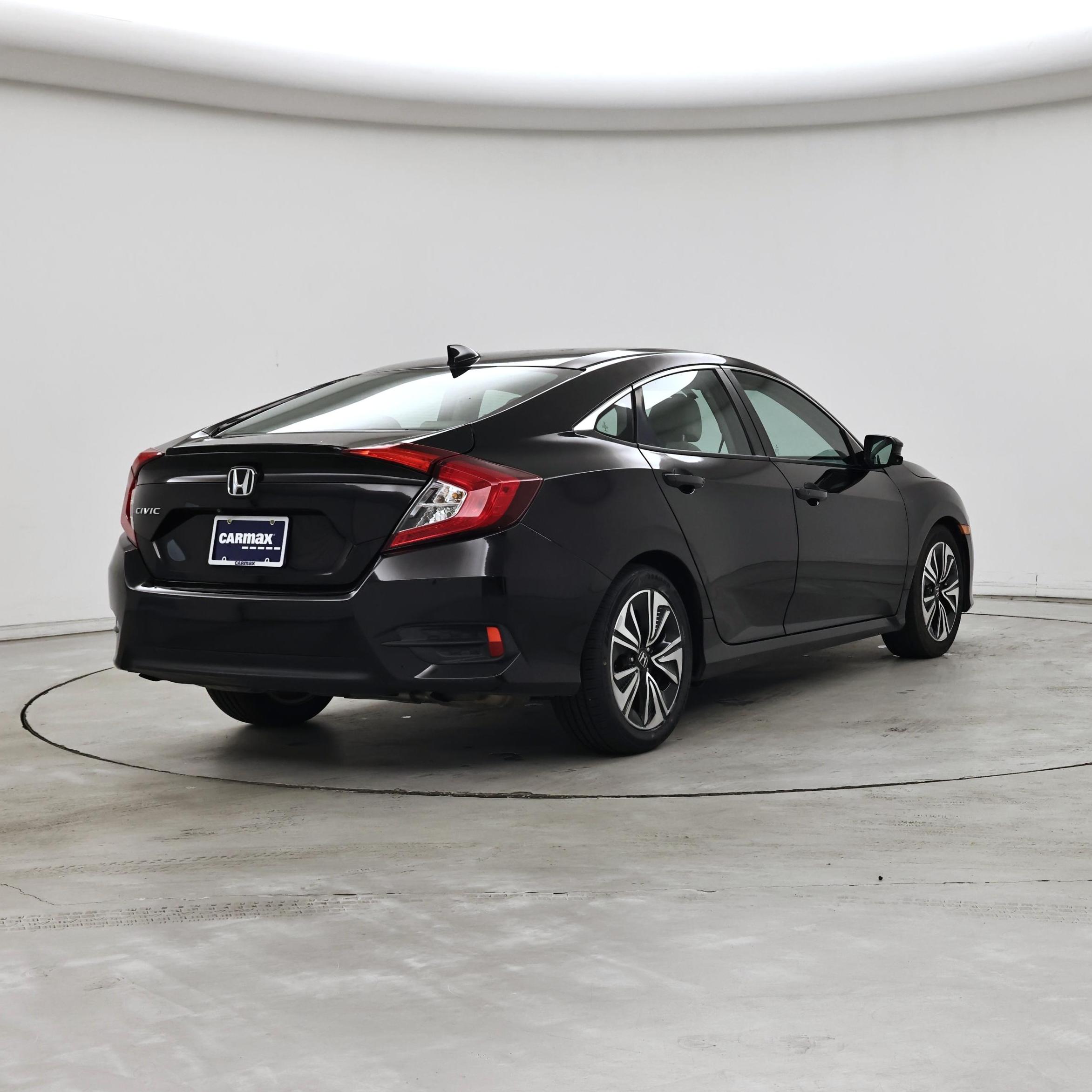 Thumbnail: 2016 Honda Civic - 8