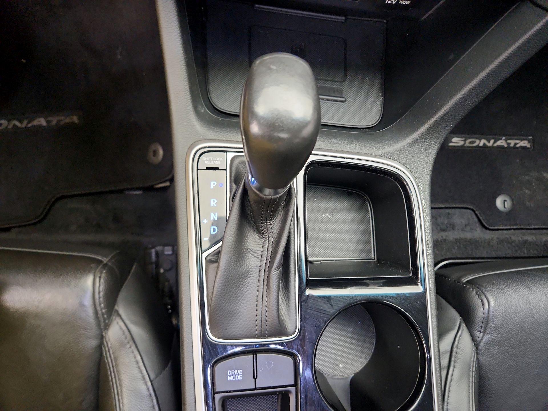 Thumbnail: 2019 Hyundai Sonata - 13