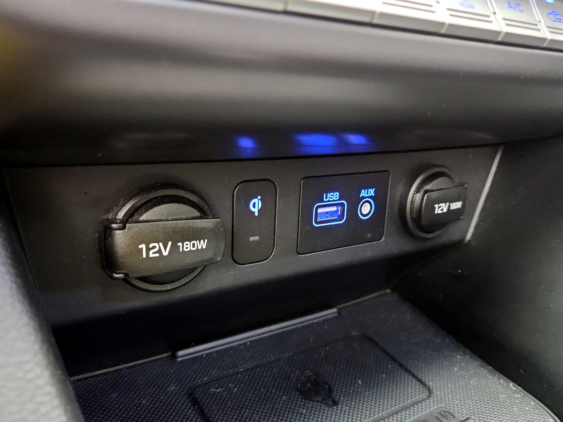 Thumbnail: 2019 Hyundai Sonata - 19