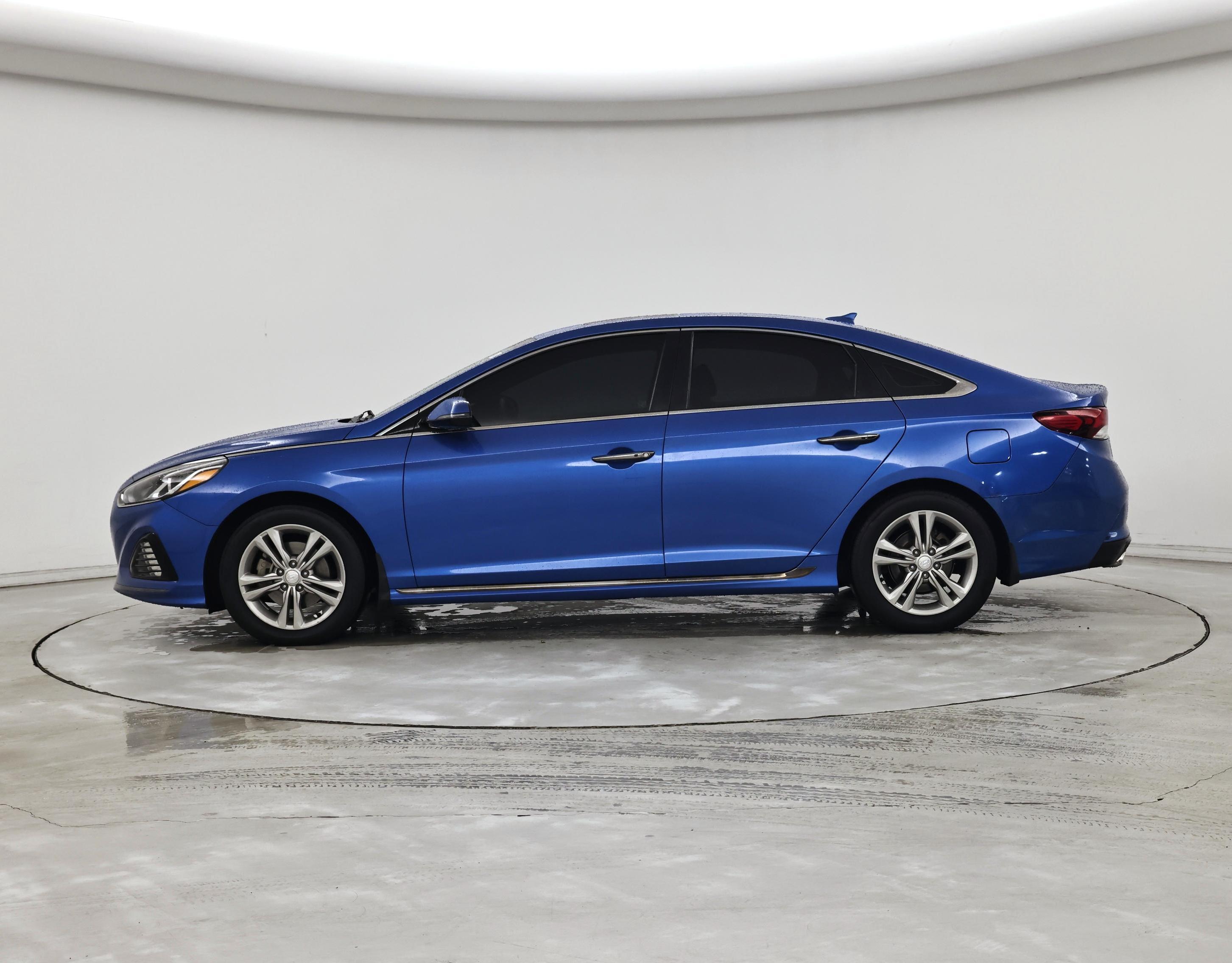 Thumbnail: 2019 Hyundai Sonata - 3