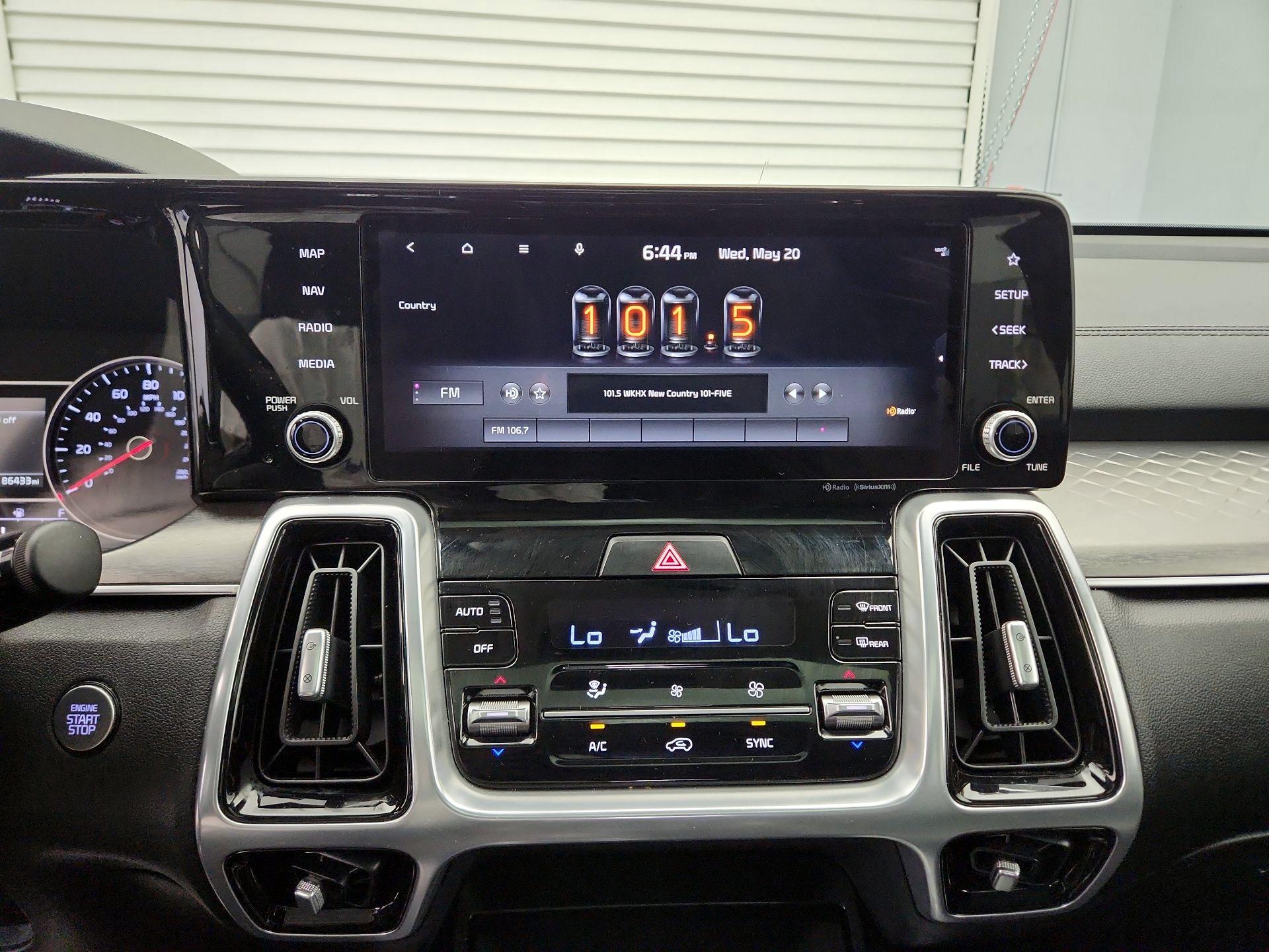 Thumbnail: 2021 Kia Sorento - 16