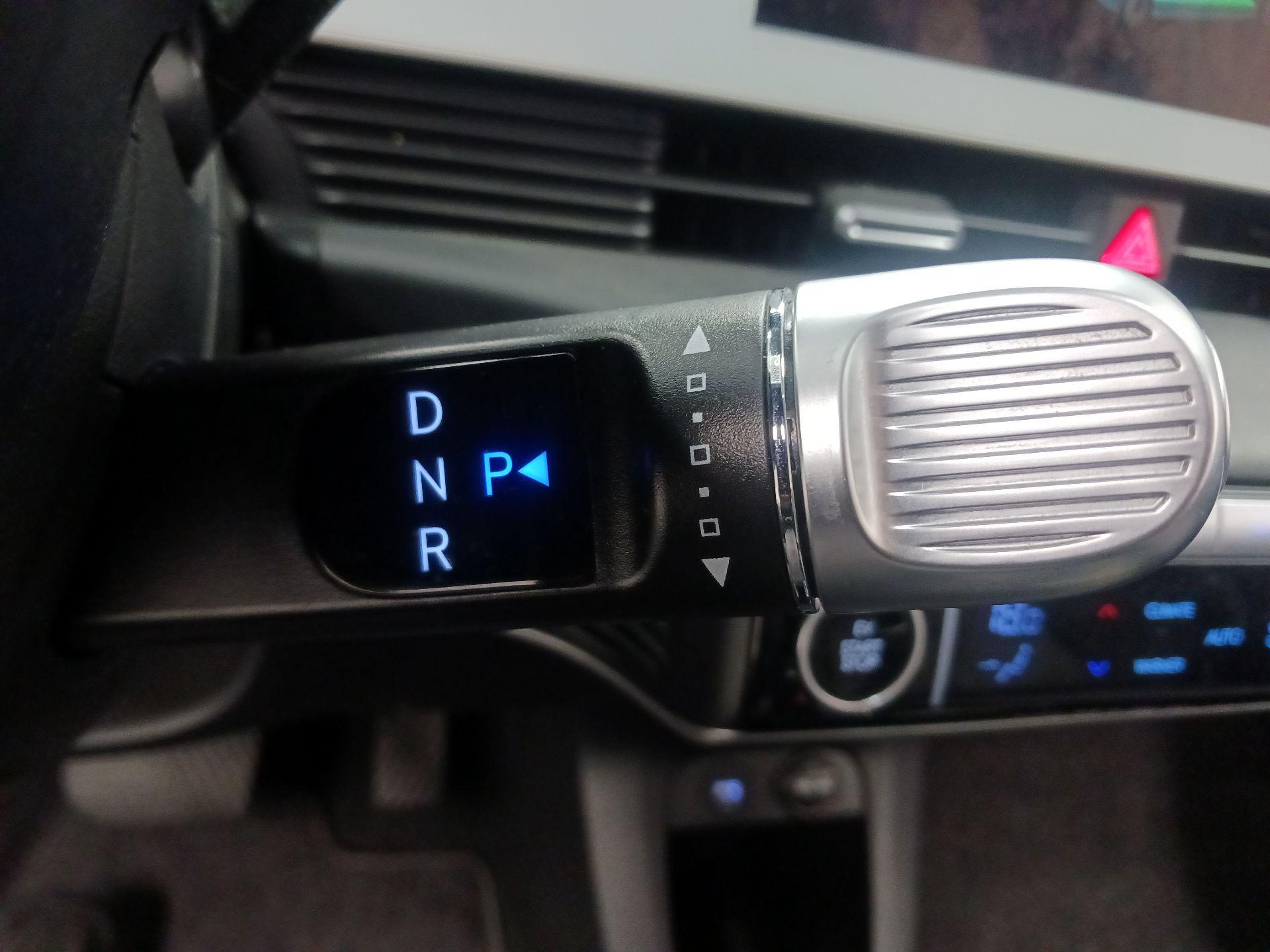 Thumbnail: 2024 Hyundai Ioniq 5 - 16