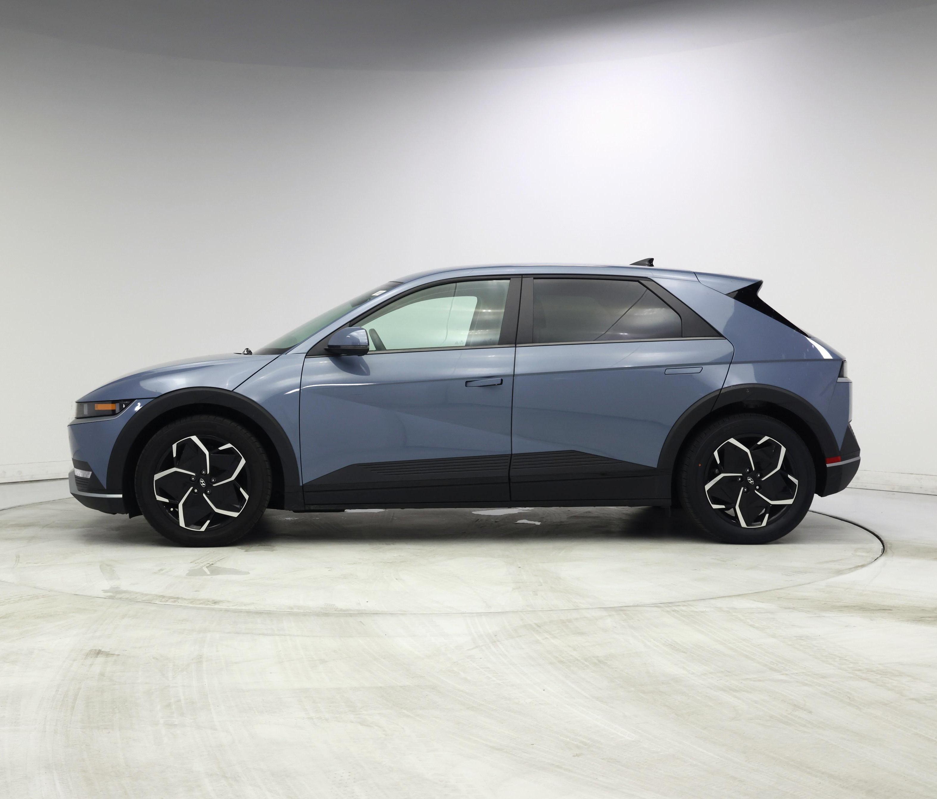 Thumbnail: 2024 Hyundai Ioniq 5 - 3