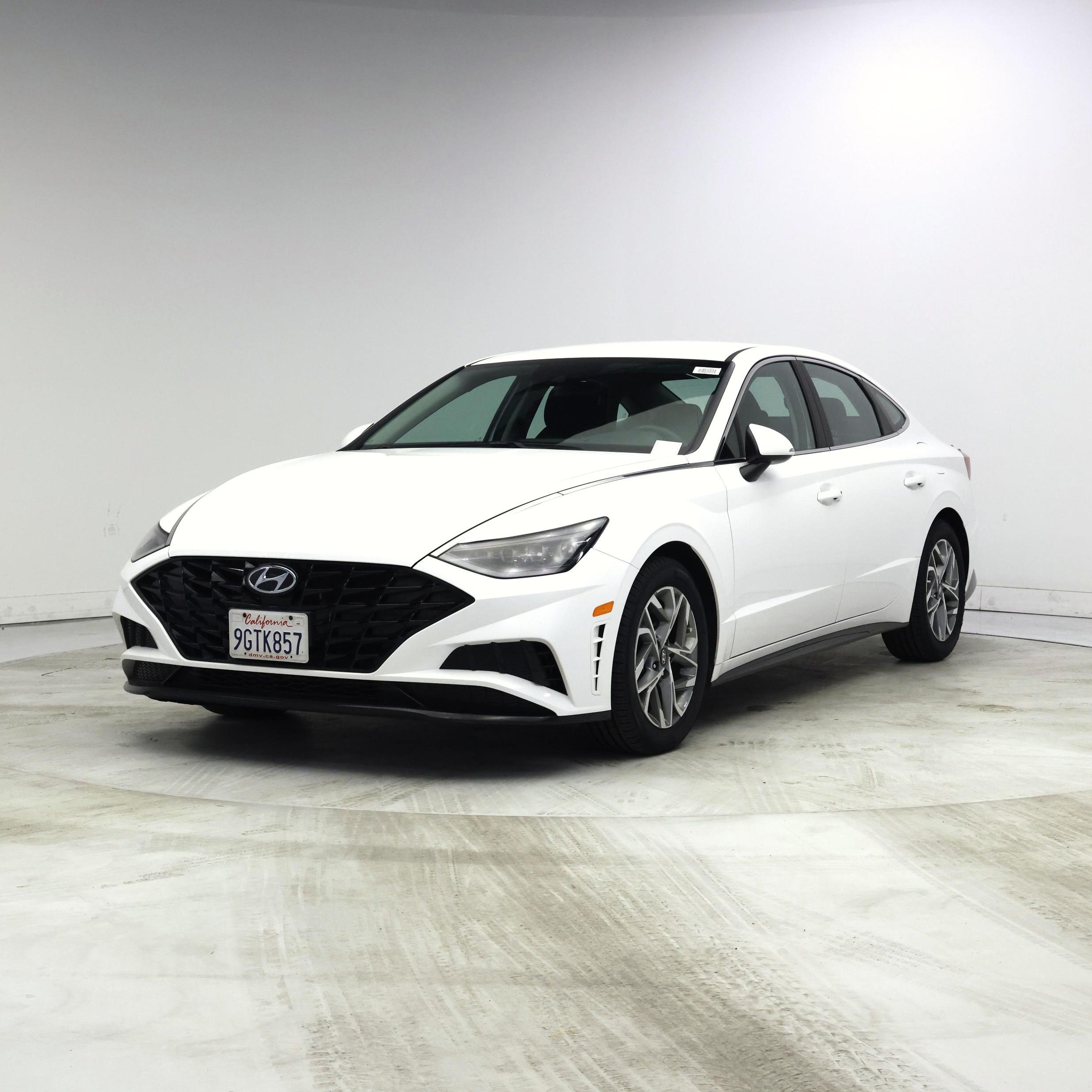 Thumbnail: 2023 Hyundai Sonata - 4