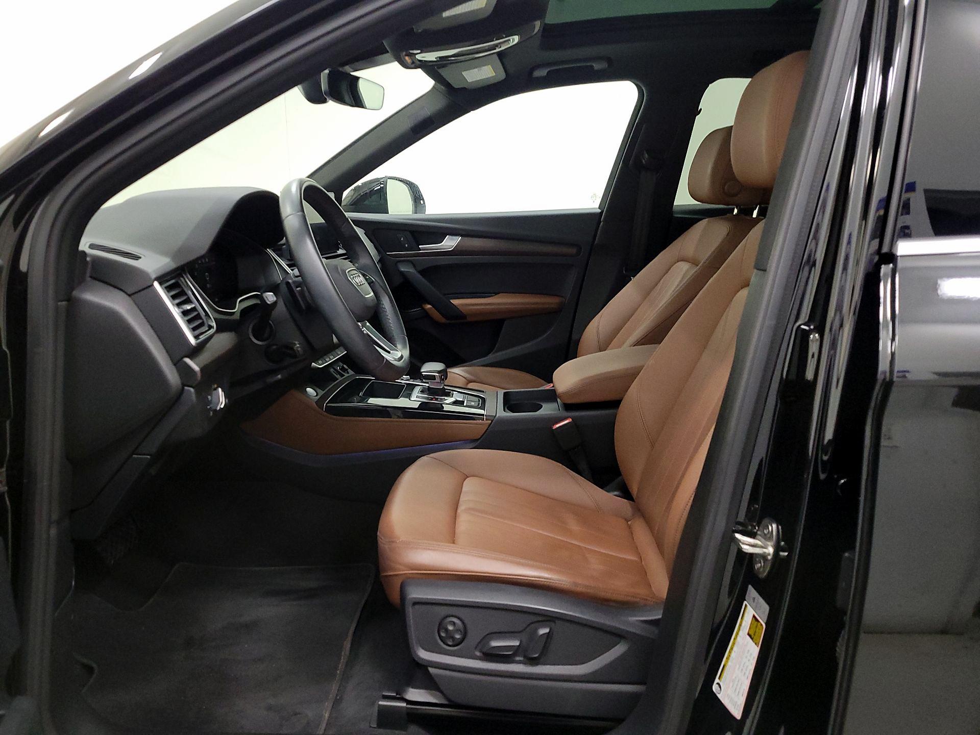 Thumbnail: 2023 Audi Q5 - 11