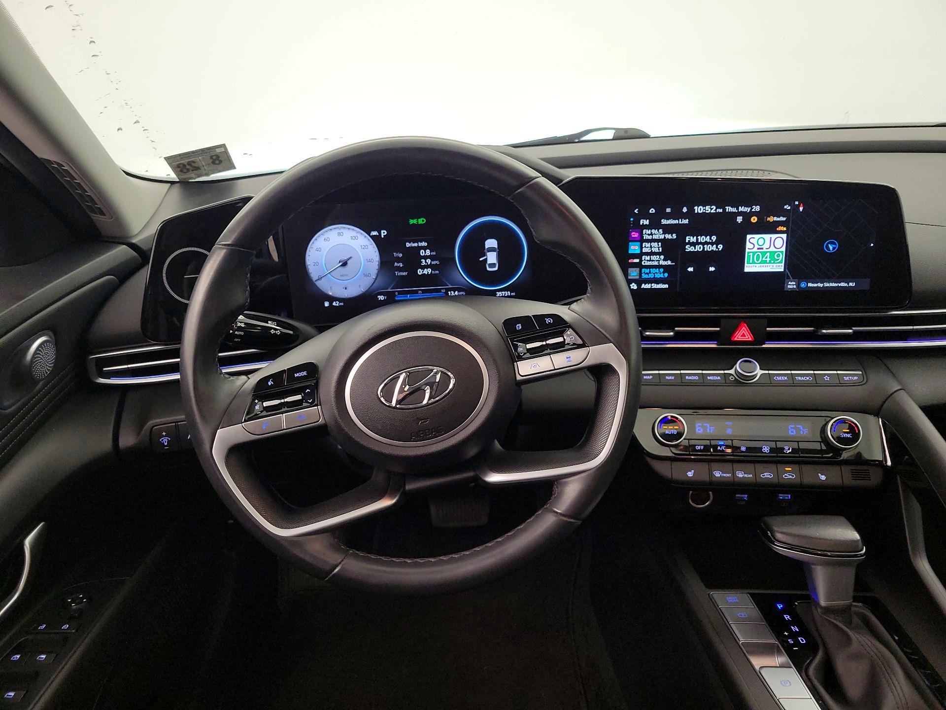Thumbnail: 2023 Hyundai Elantra - 10