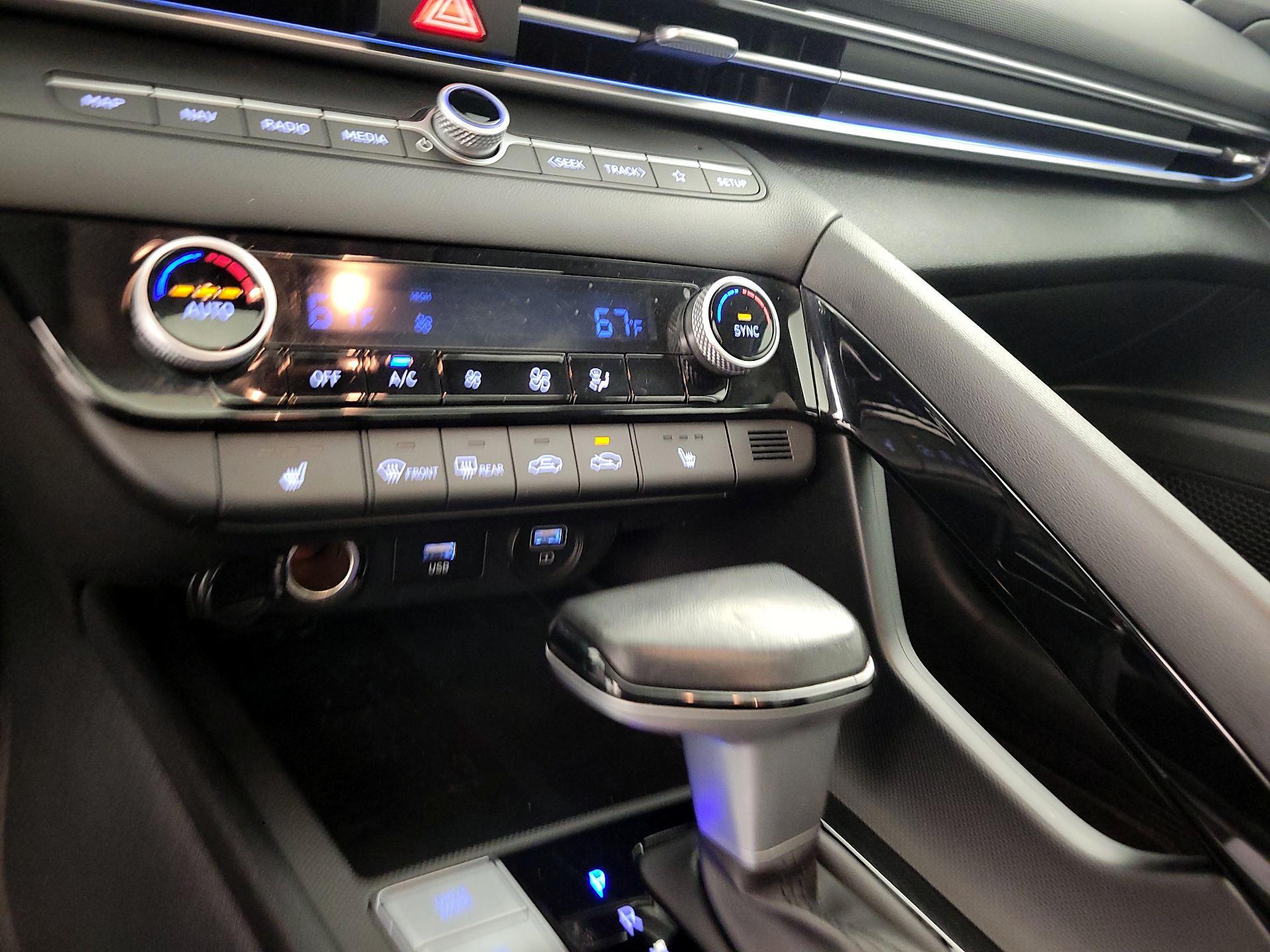 Thumbnail: 2023 Hyundai Elantra - 16
