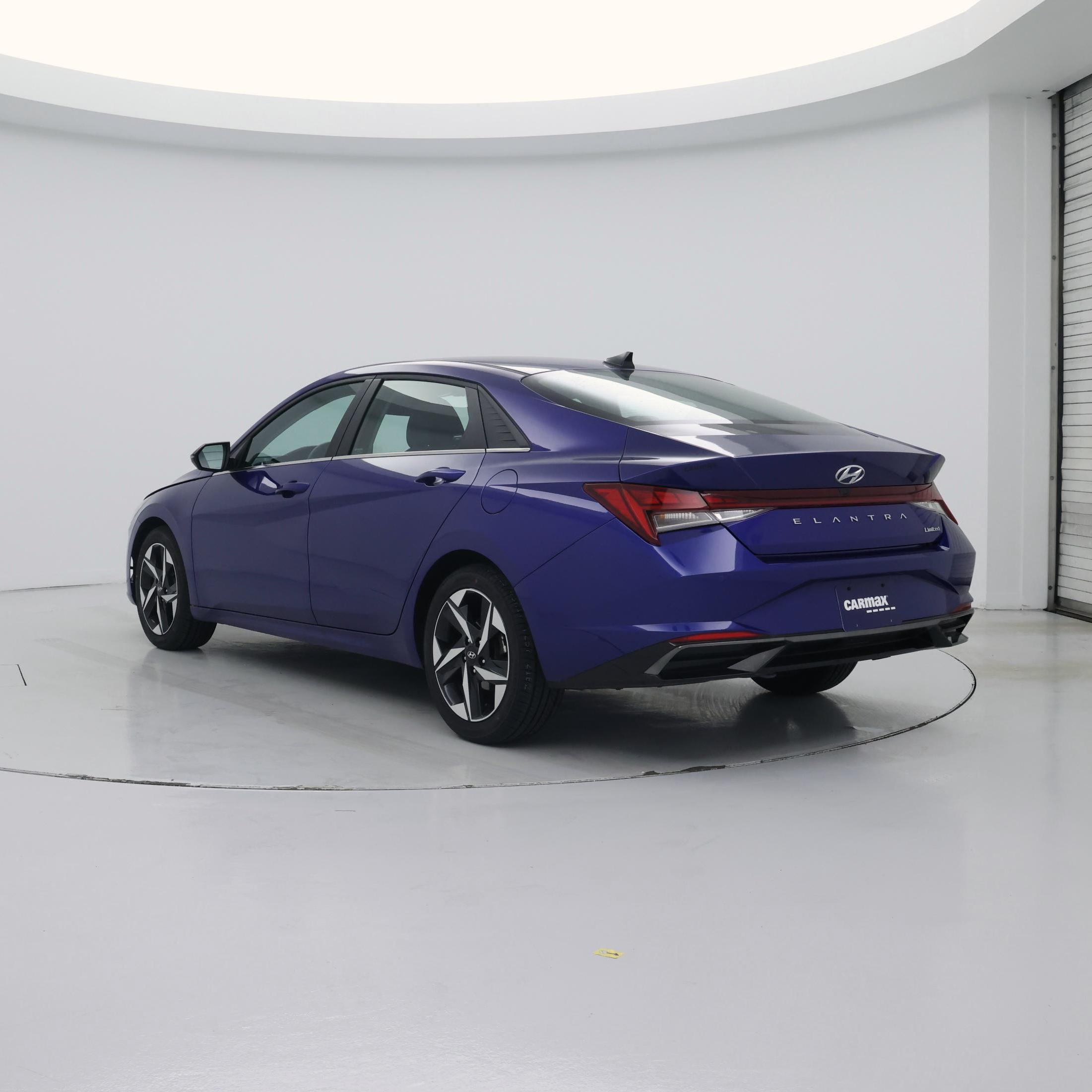 Thumbnail: 2023 Hyundai Elantra - 2
