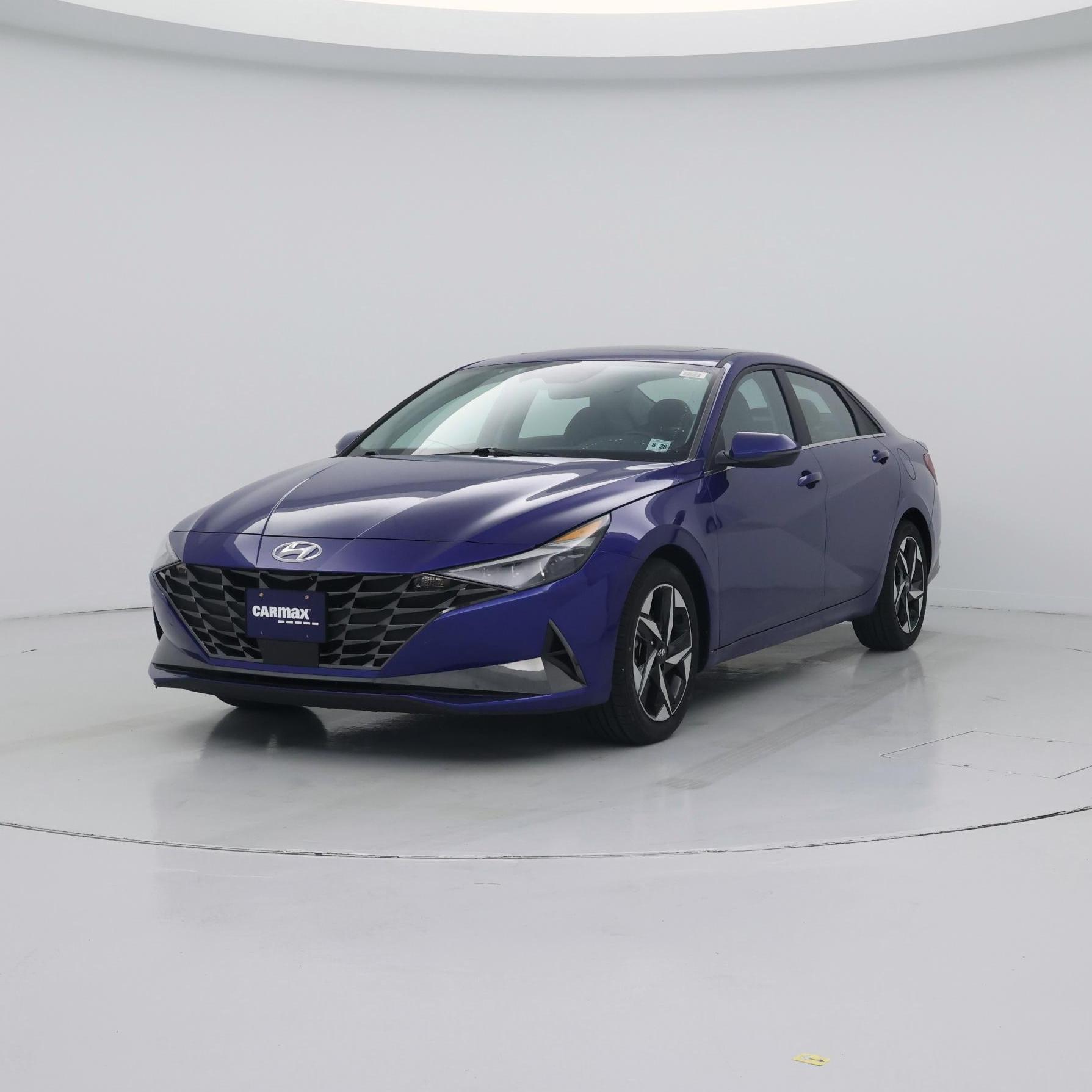 Thumbnail: 2023 Hyundai Elantra - 4