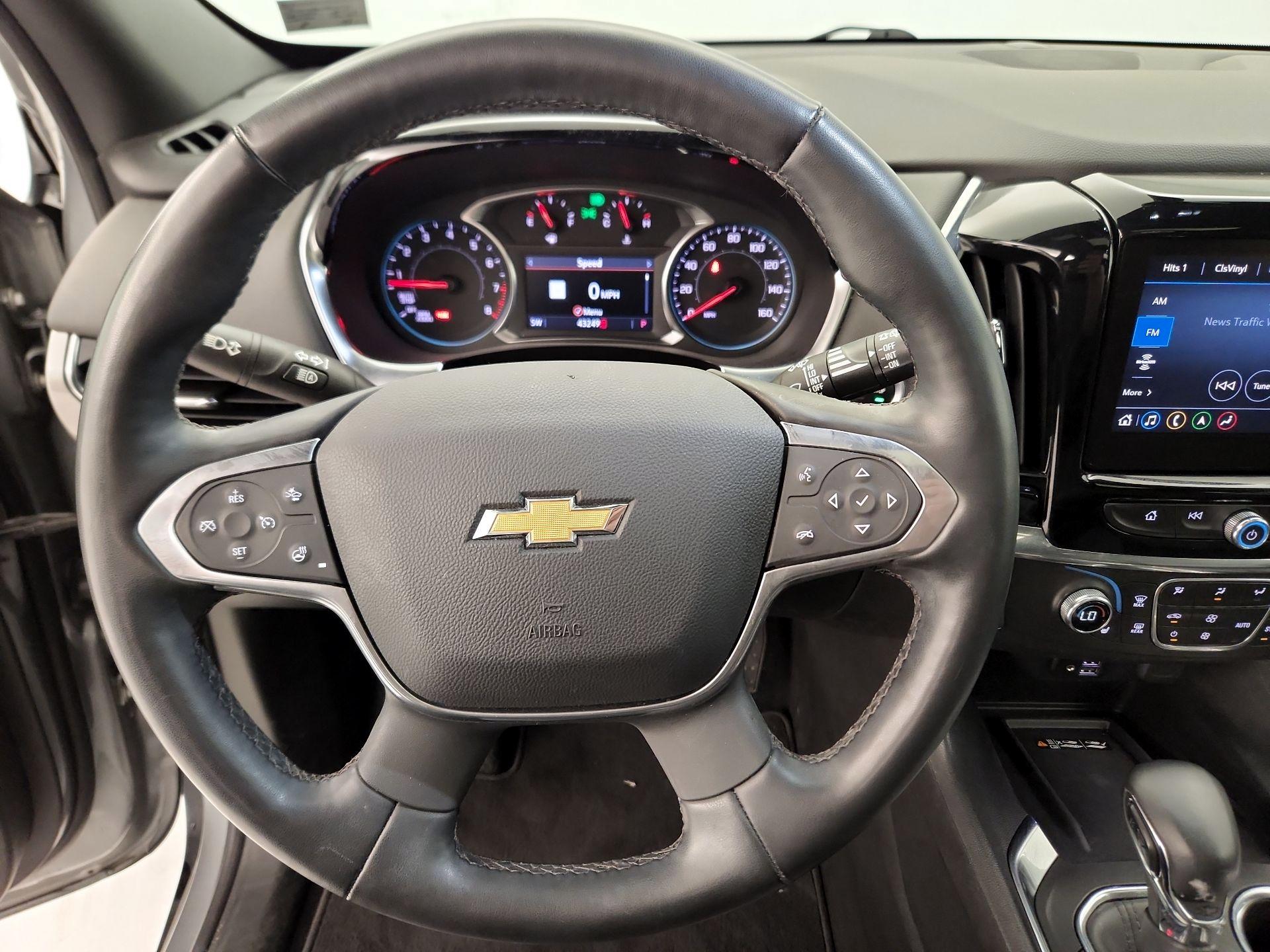 Thumbnail: 2023 Chevrolet Traverse - 10