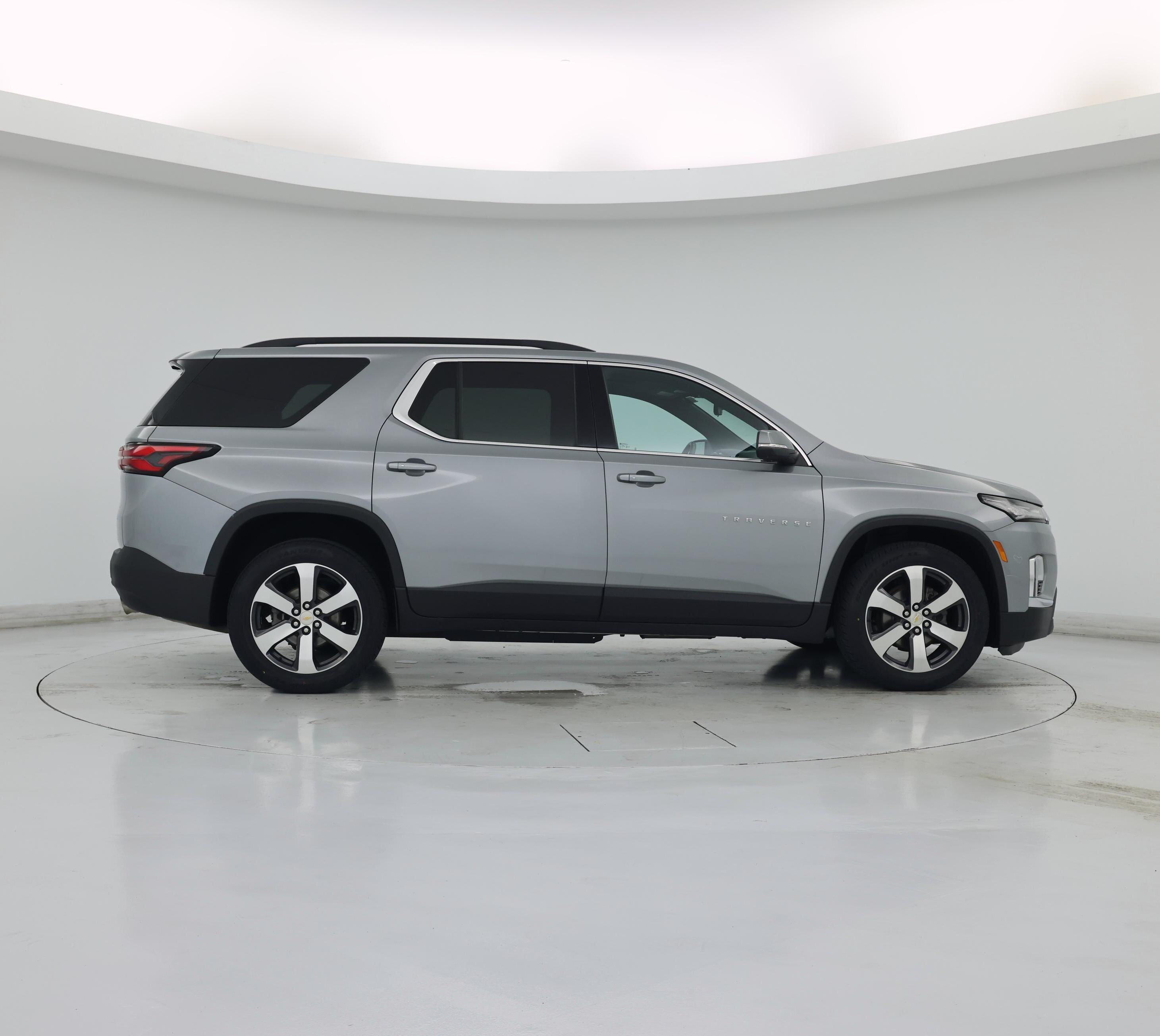 Thumbnail: 2023 Chevrolet Traverse - 7