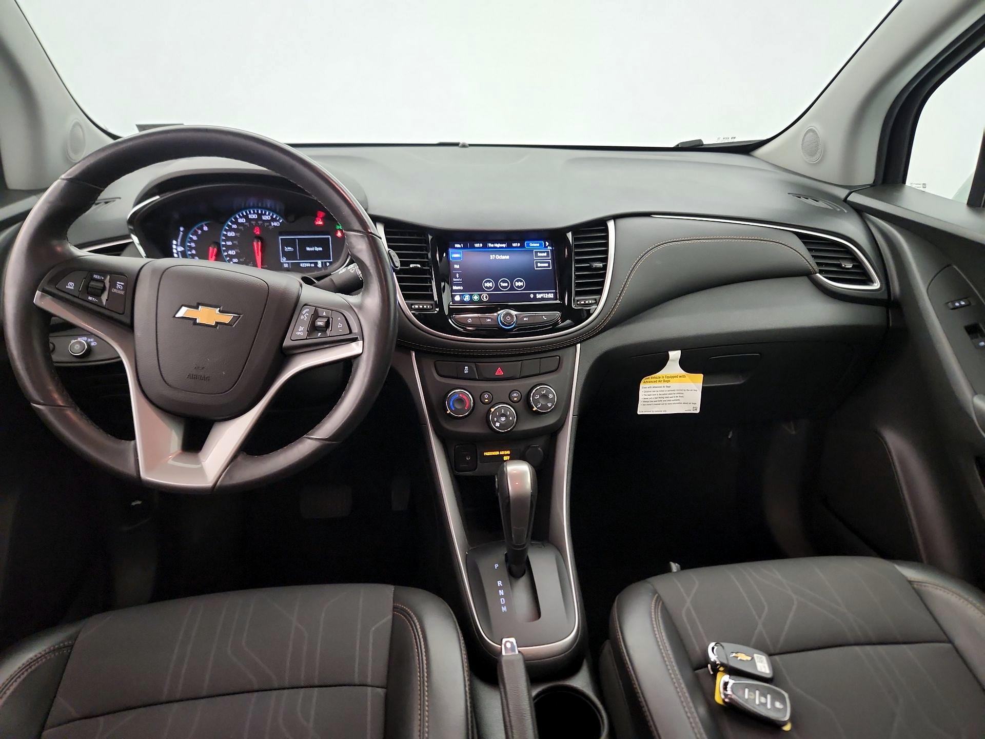 Thumbnail: 2022 Chevrolet Trax - 9