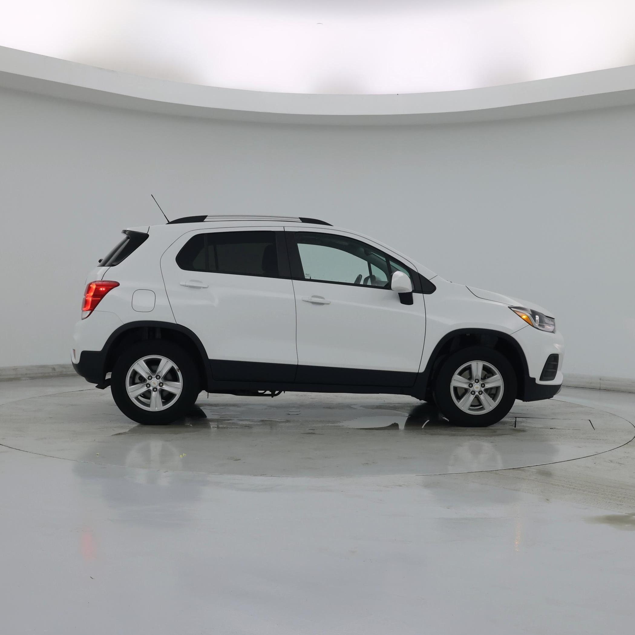 Thumbnail: 2022 Chevrolet Trax - 7