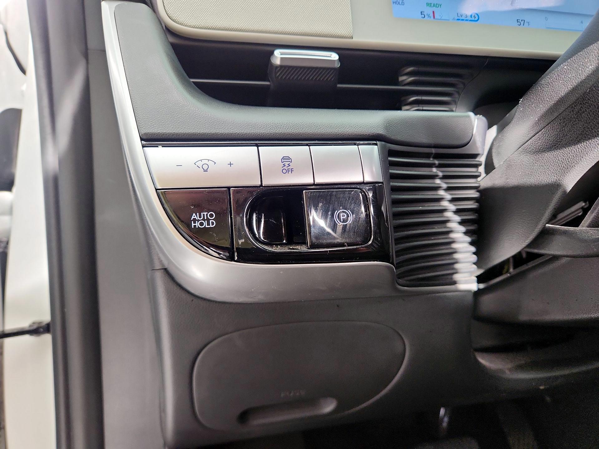 Thumbnail: 2024 Hyundai Ioniq 5 - 13