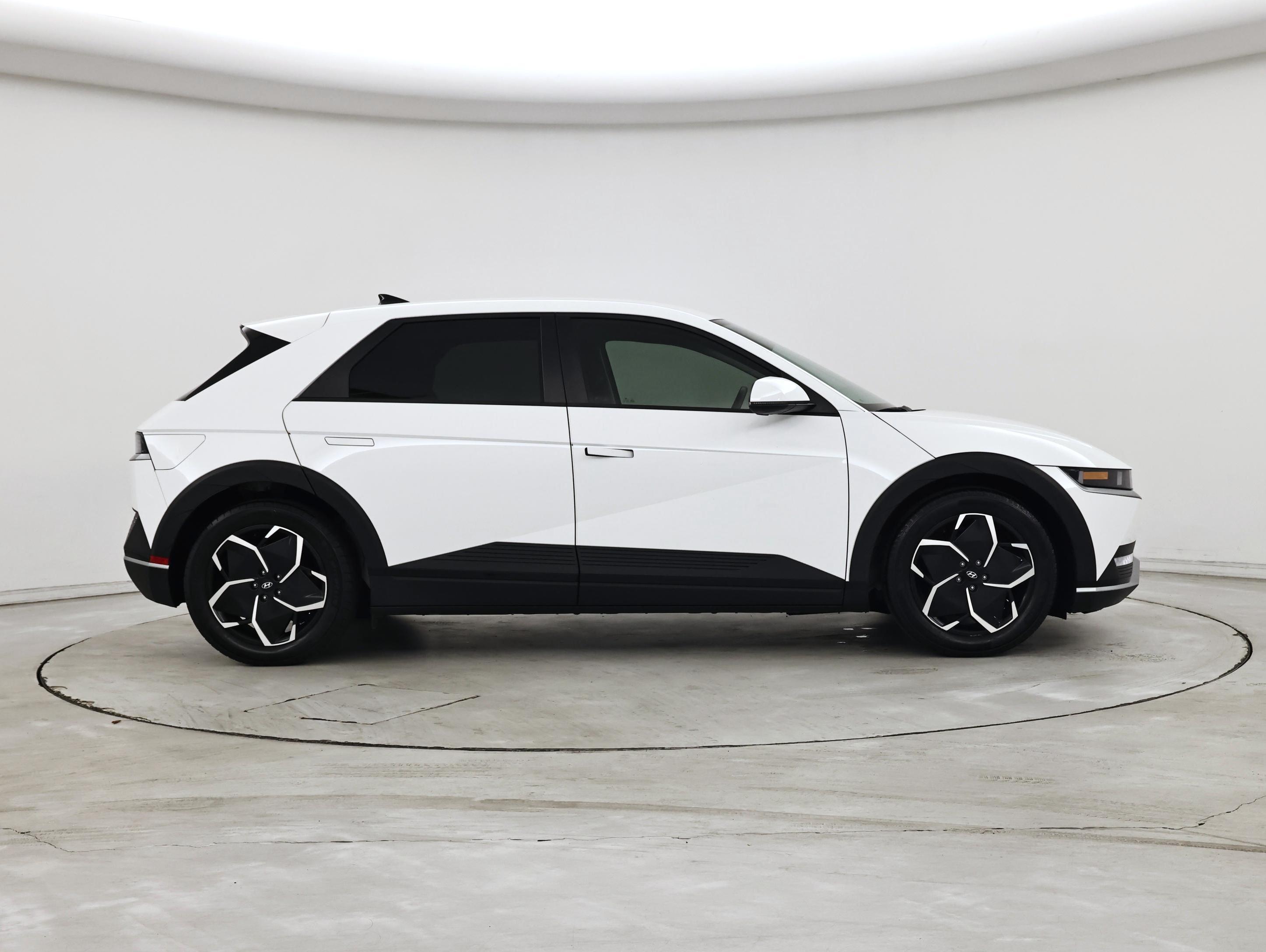 Thumbnail: 2024 Hyundai Ioniq 5 - 7