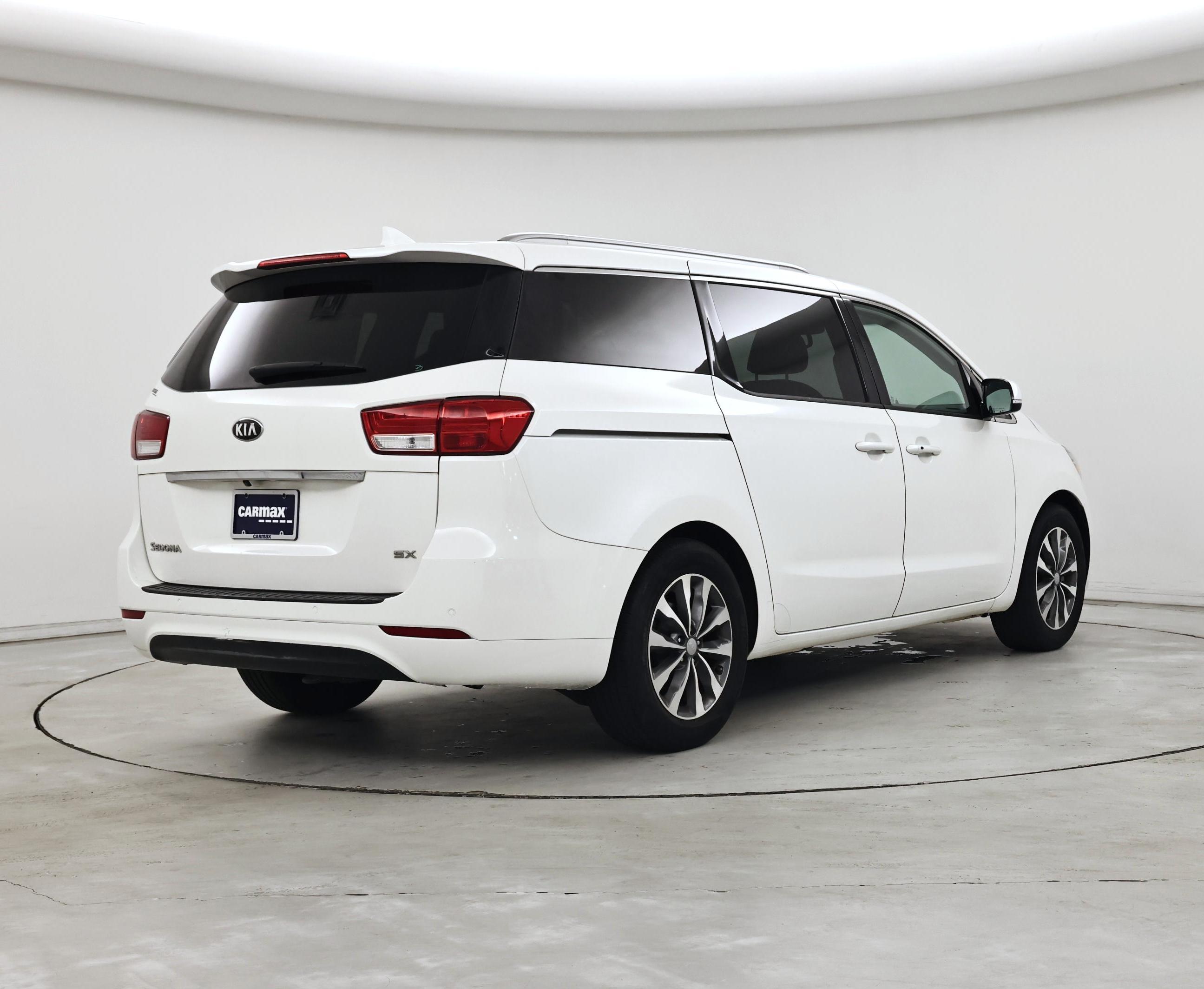 Thumbnail: 2018 Kia Sedona - 8