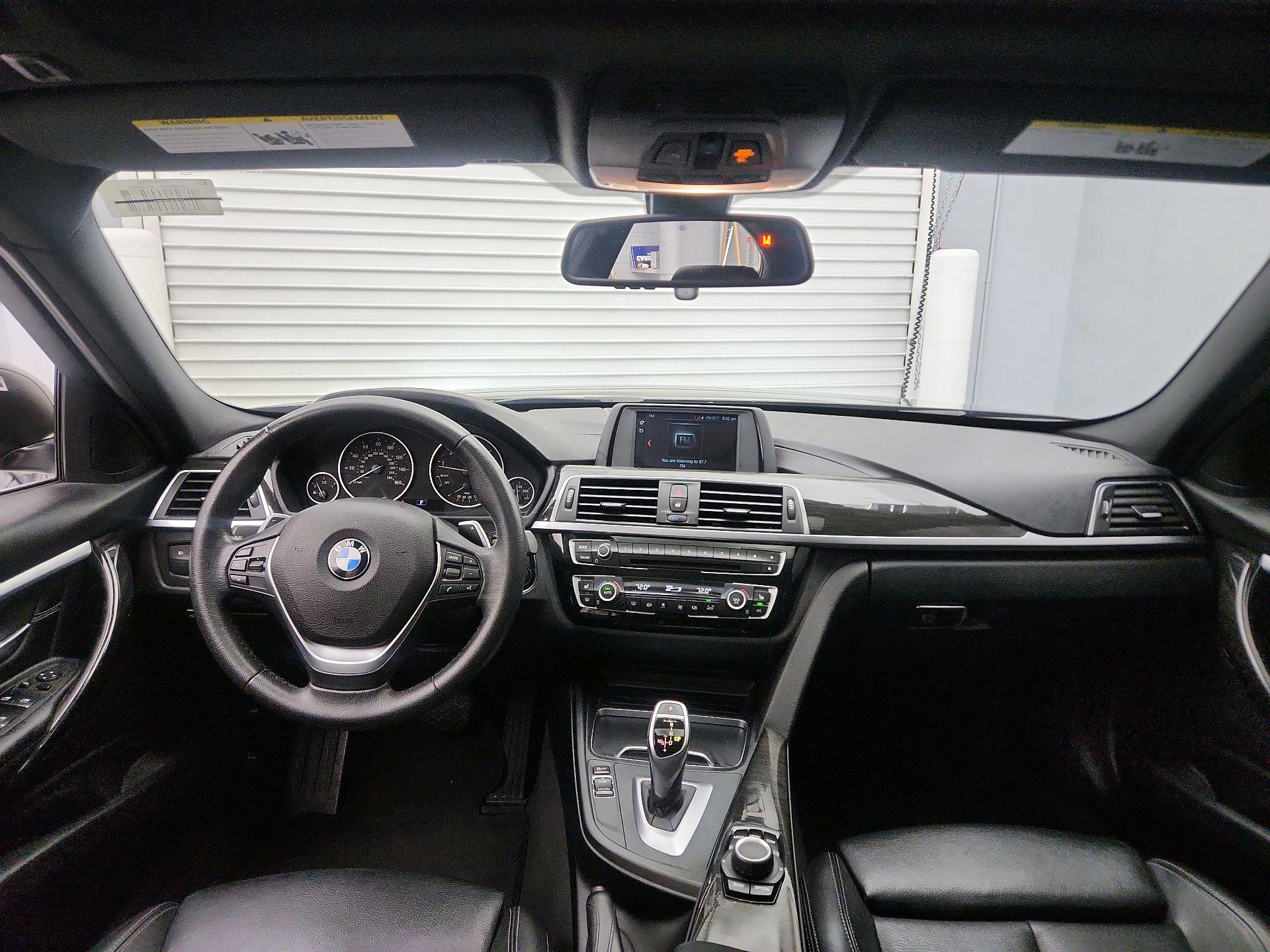 Thumbnail: 2018 BMW 3 Series - 9
